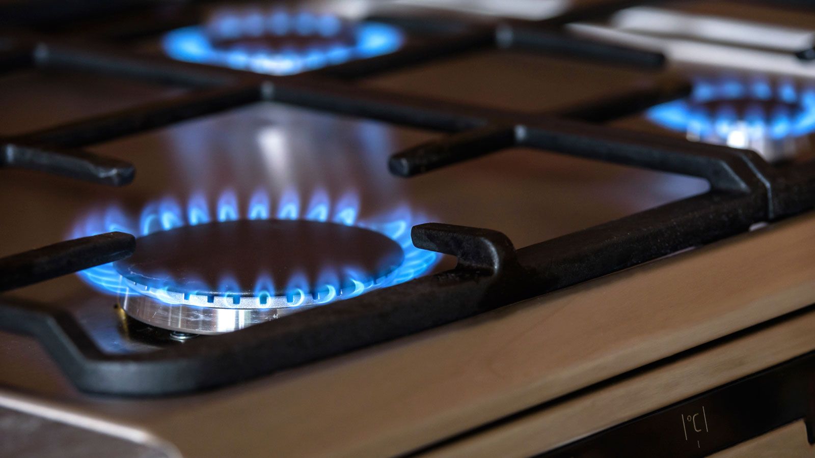 1600x900 How to deal with gas stove air pollution when you're a renter