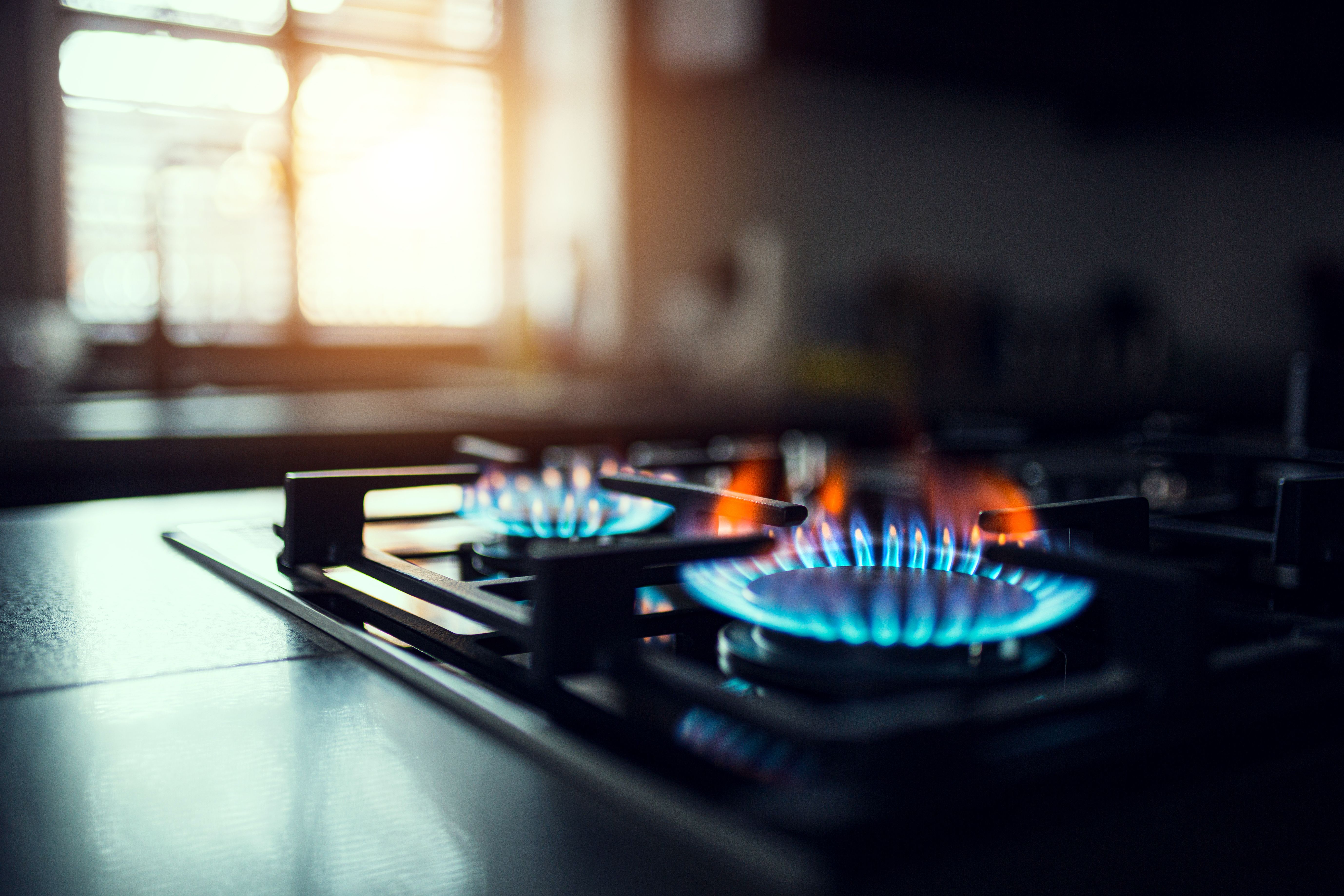 5514x3676 Study: Benzene From Gas Stoves Higher Than in Secondhand Smoke