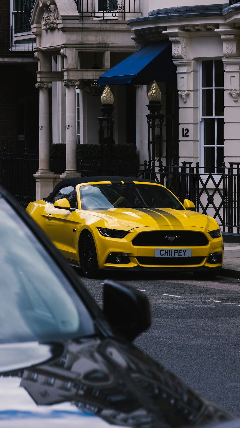 Yellow Mustang Wallpapers - Top Free Yellow Mustang Backgrounds