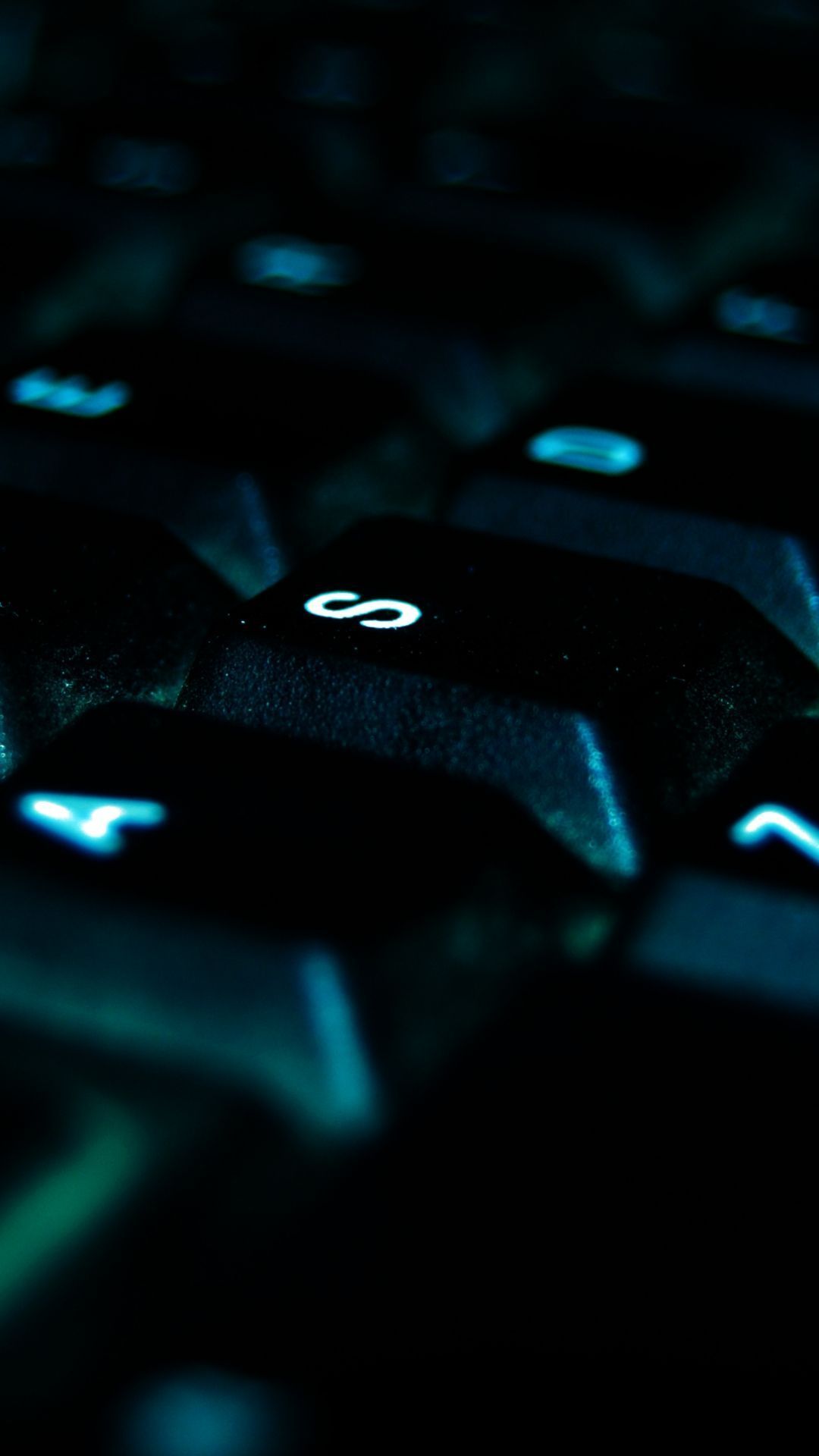 1080x1920 Keyboard Phone Wallpaper