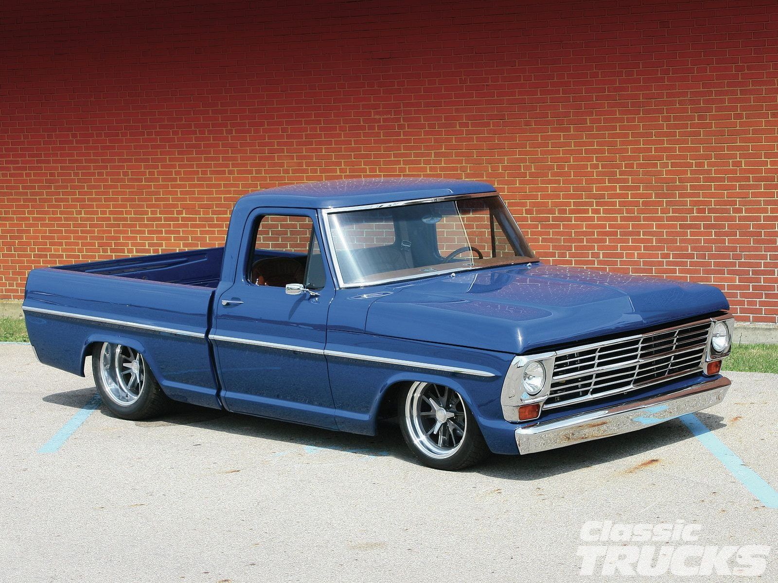 1600x1200 Wallpaper / cameo, truck, custom, classic, f chevrolet, retro, apache, 720P, f pickup, cheyenne, usa, ford free download