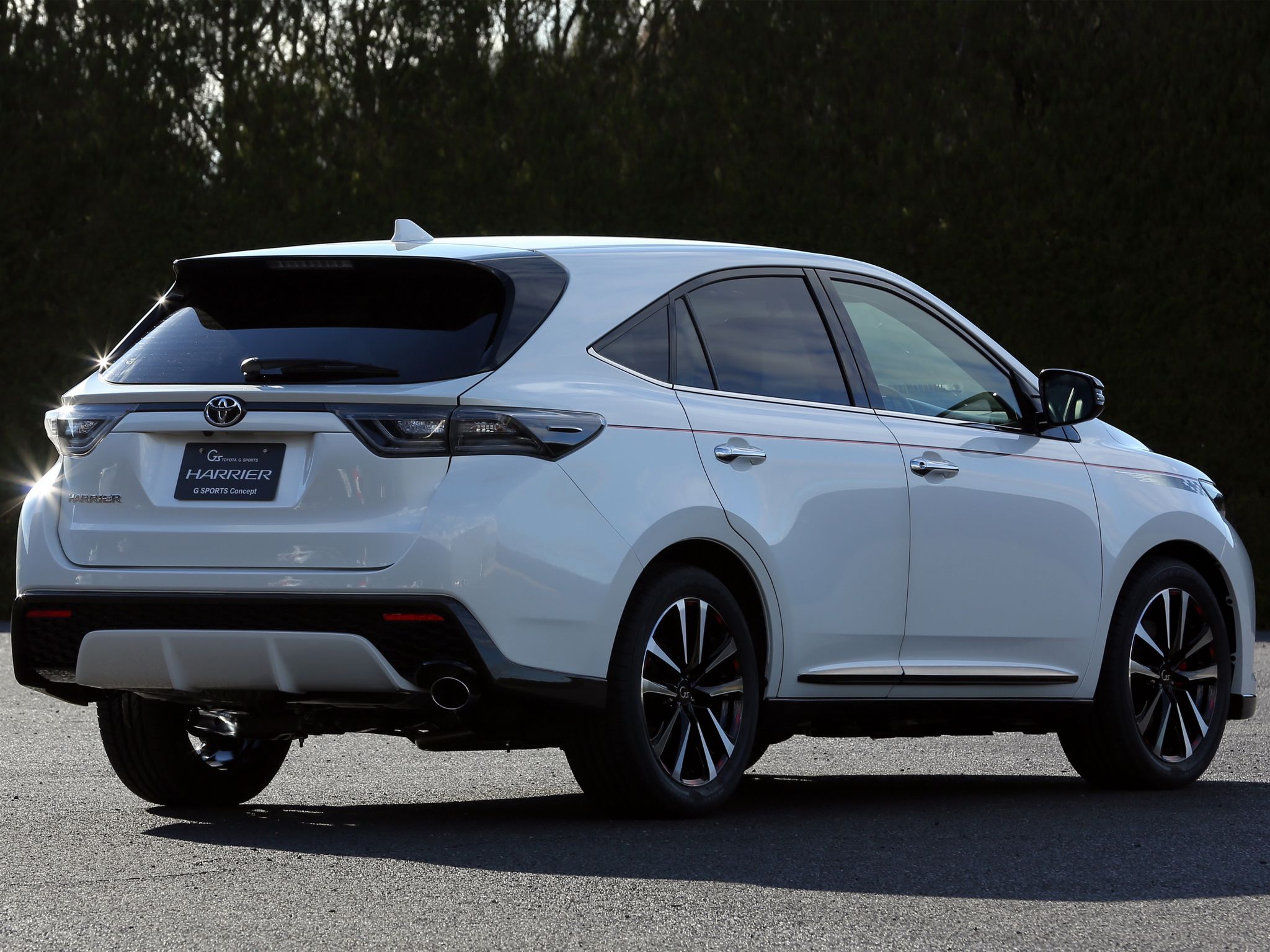 2048x1536 Toyota Harrier G Sports Concept Suv F Wallpaperx1536