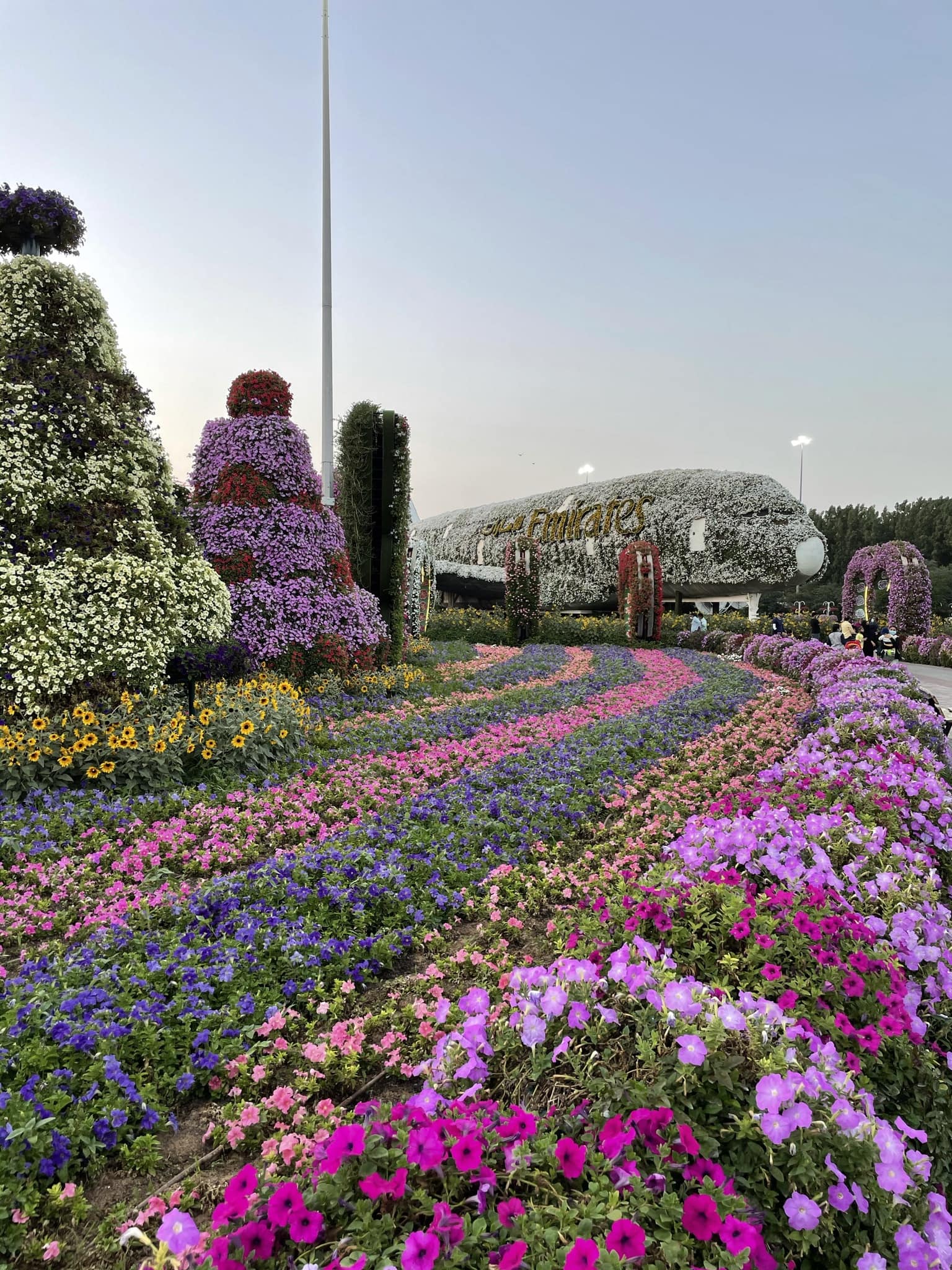 1536x2048 The Beautiful Dubai Miracle Garden