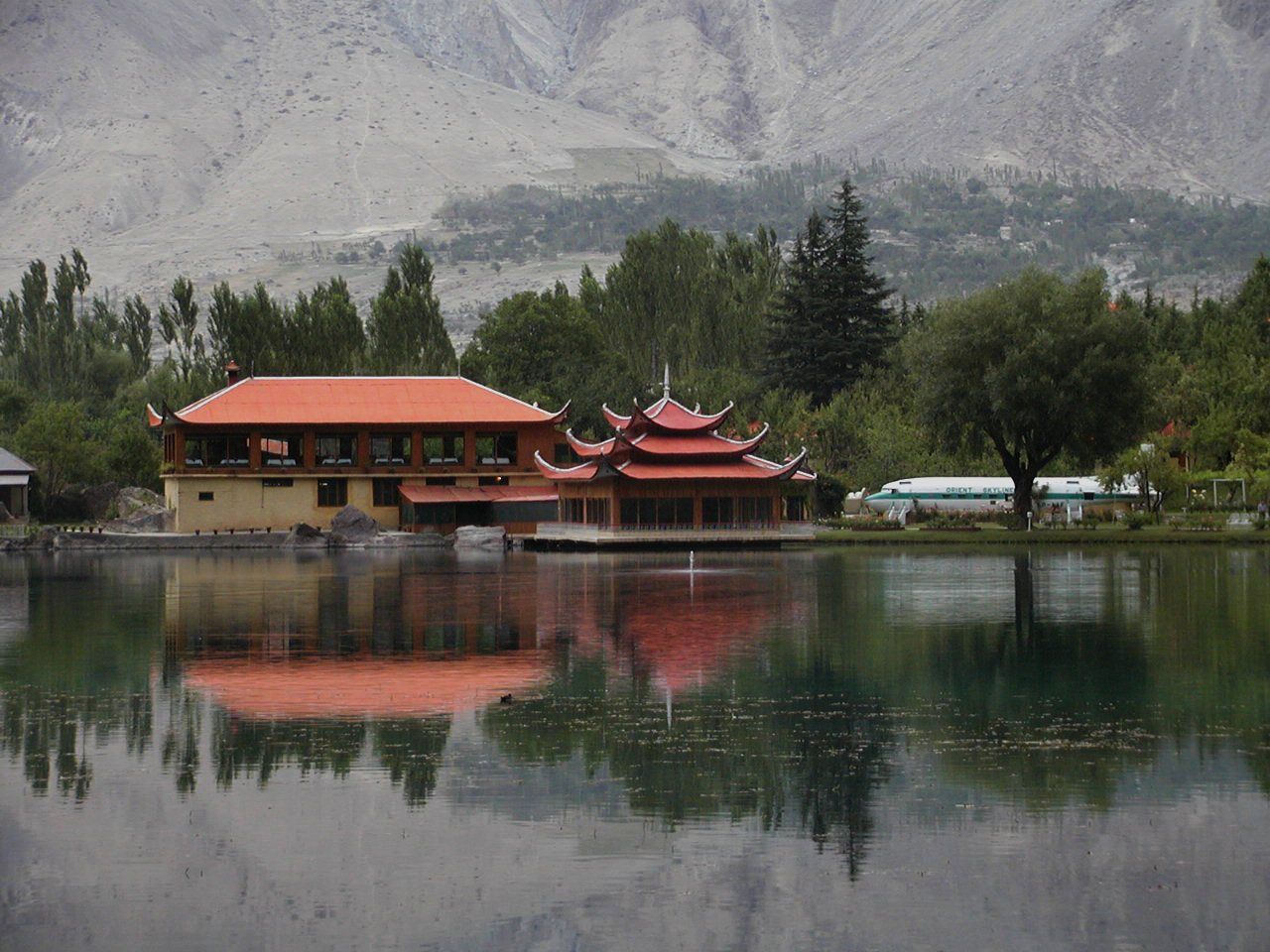 1280x960 LONG LIVE PAKISTAN: Shangrila Resort, Pakistan Wallpaper : Tour To Northern Areas Of Pakistan