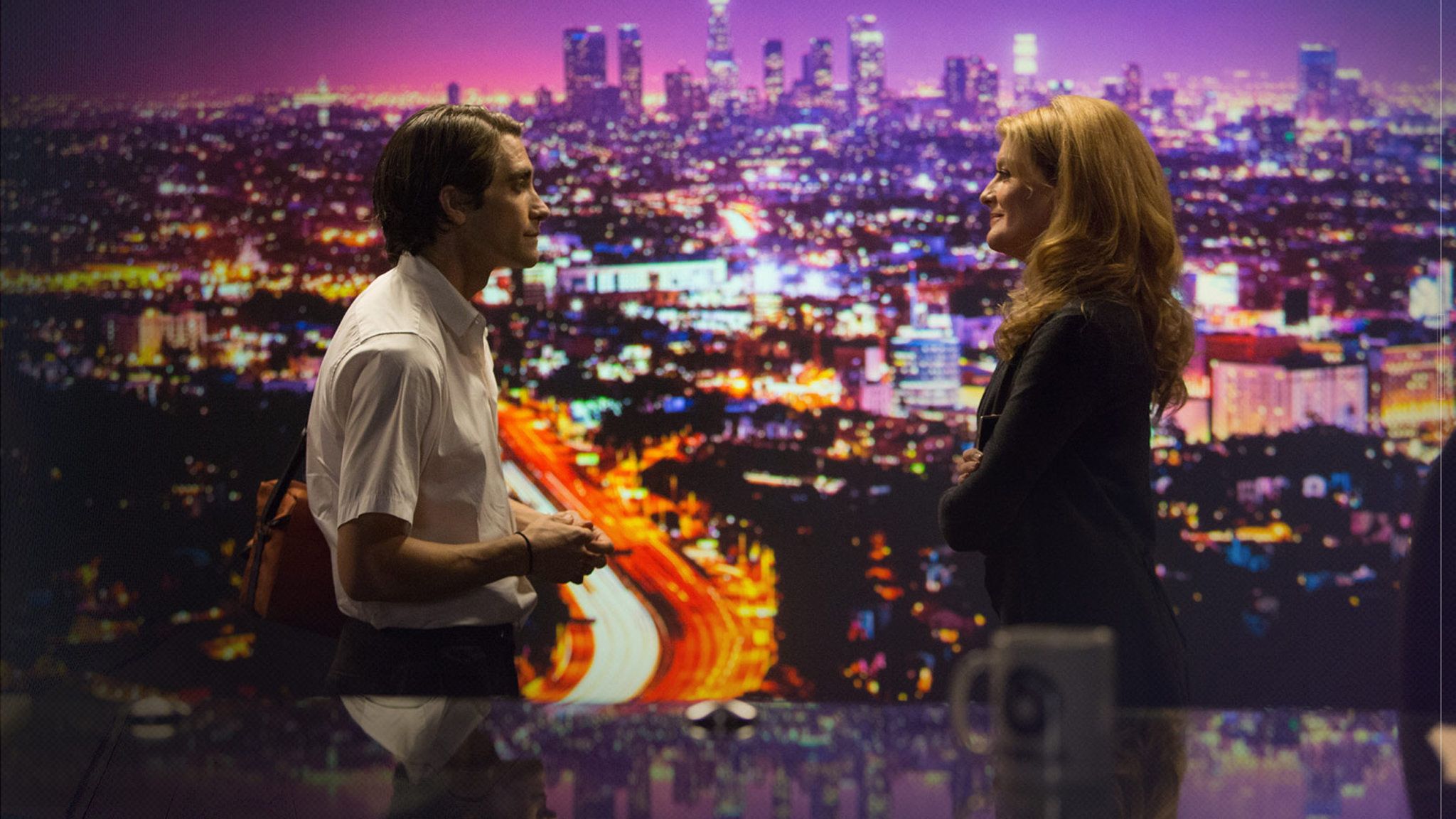 2048x1152 Nightcrawler' Stars Jake Gyllenhaal as an Obsessive