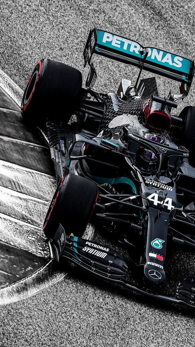 675x1200 F1 2021 Mercedes Wallpaper