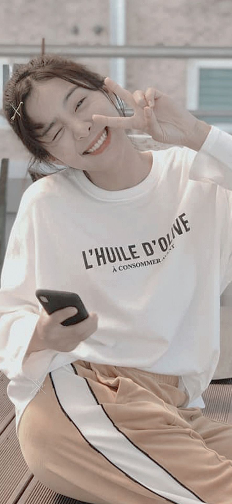 886x1920 Kpop Locks