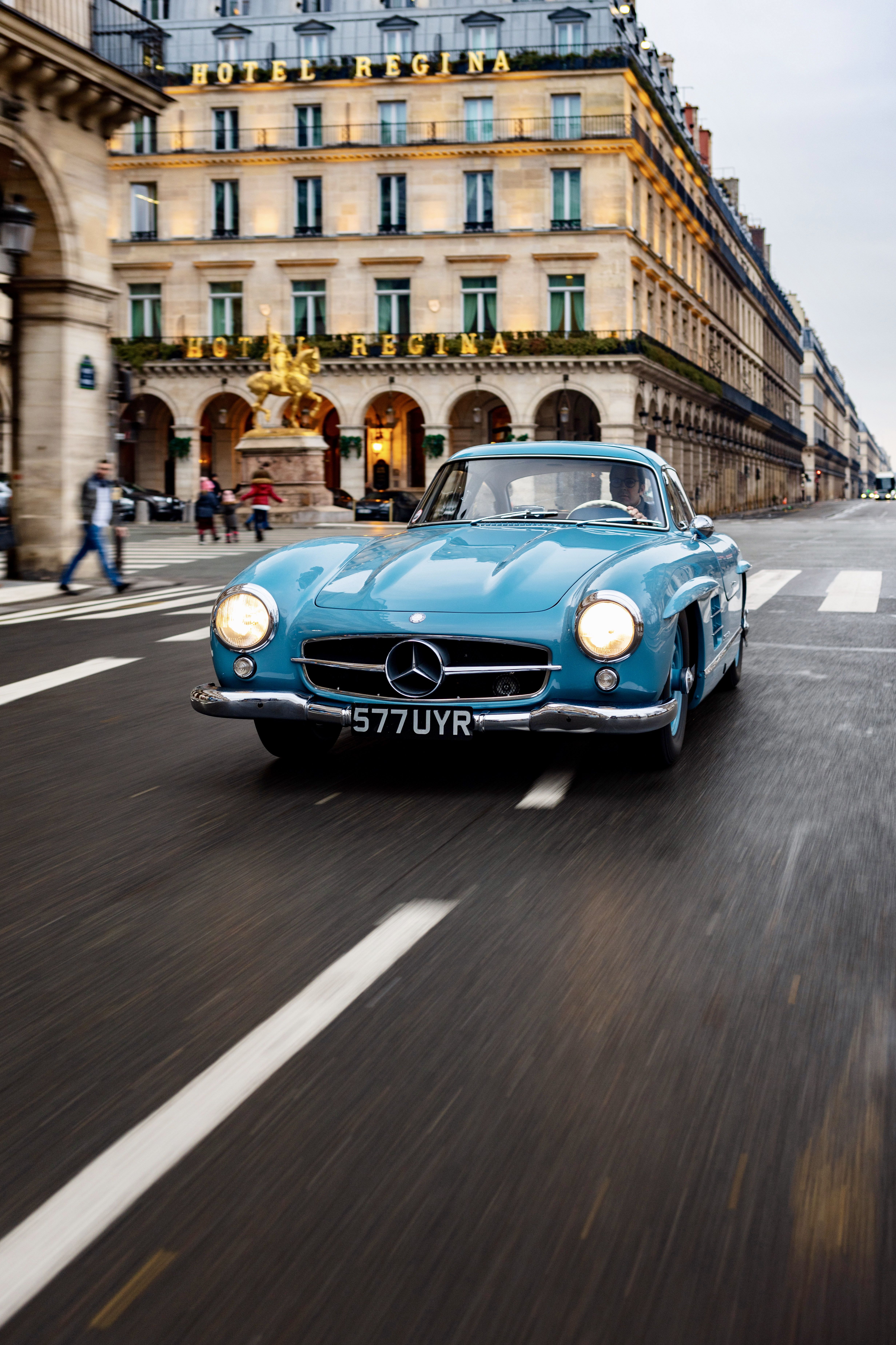 4926x7389 Benz 300 Sl iPhone Wallpaper