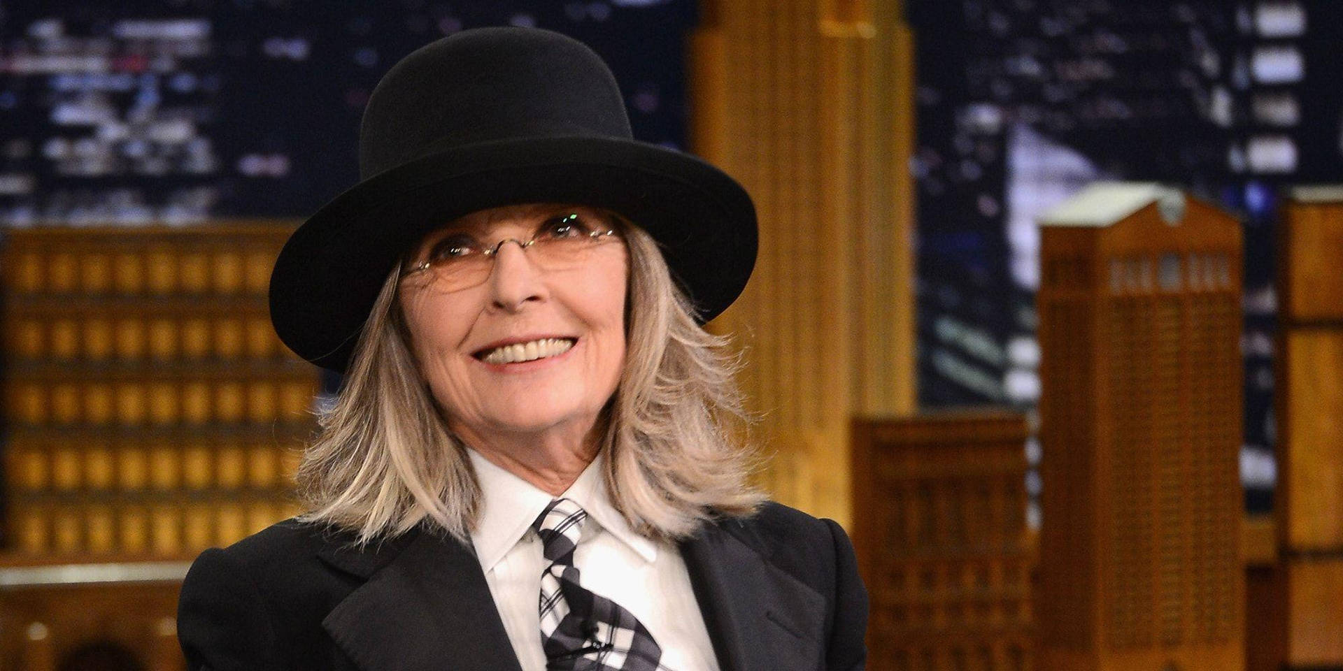1920x960 Download Diane Keaton At Jimmy Fallon Show Wallpaper