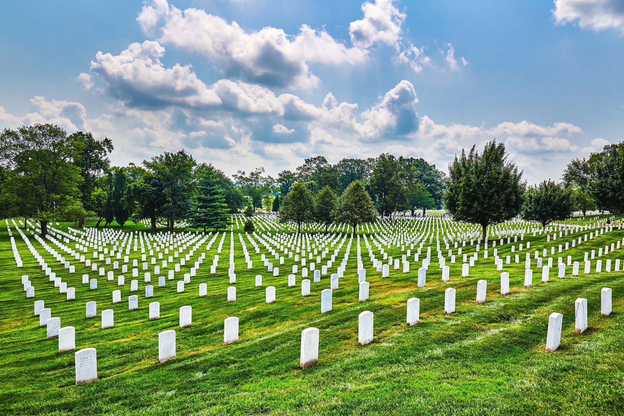 2121x1414 Haunted Cemetery In Virginia: Arlington National Cemetery
