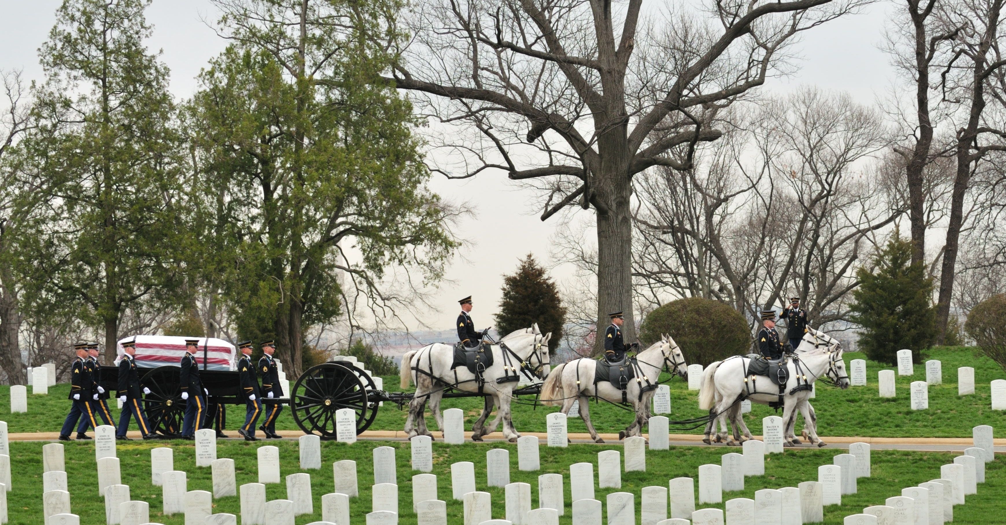 3479x1818 SMA Dunway Burial at Arlington National Cemetery