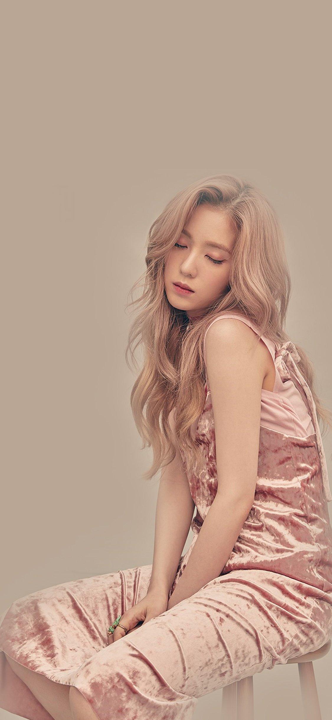 1125x2436 Irene Kpop Redvelvet Pink Girl Wallpaper