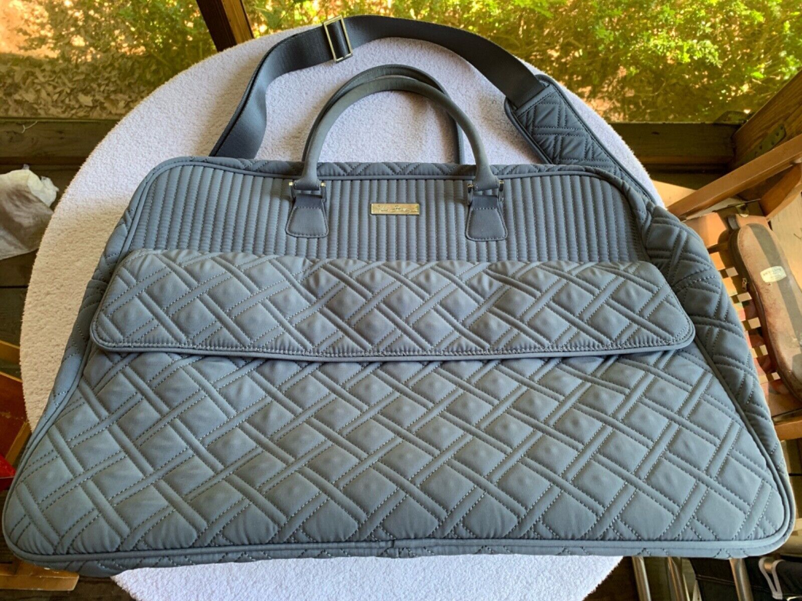 1600x1200 Vera Bradley Bag Tote Carry On Carbon Gray Grand Weekender Travel Quilted Silver