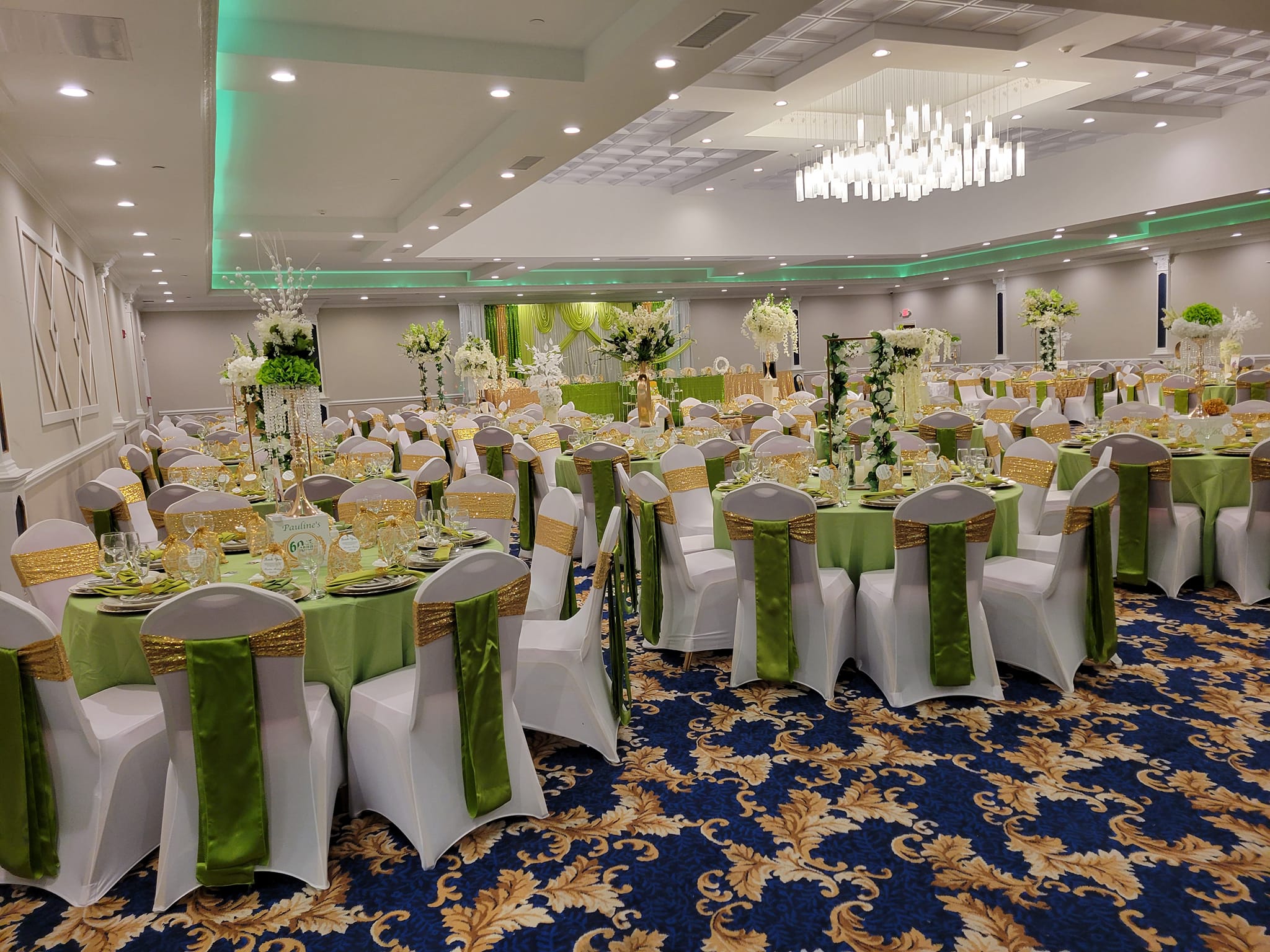 2048x1536 Regal Banquet