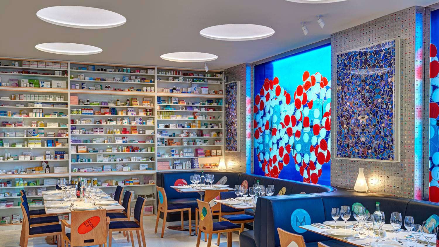 1500x843 Damien Hirst's Food: Worse Than His Art