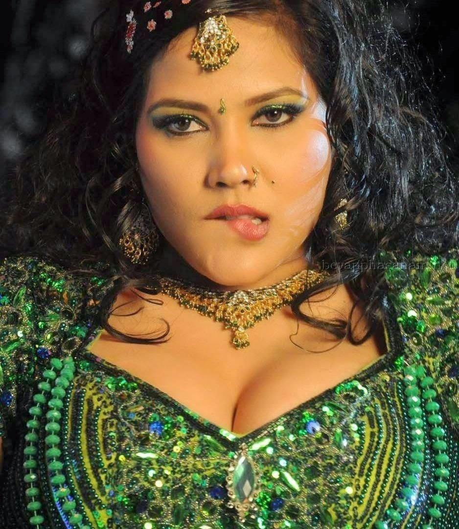 938x1079 Bhojpuri Hot & Photo of Actresses, Picture, Wallpaper, Photo Gallery