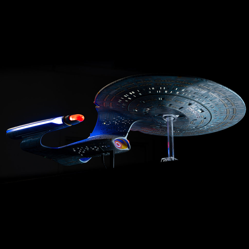 1024x1024 Star Trek. U.S.S. Enterprise NCC 1701 D