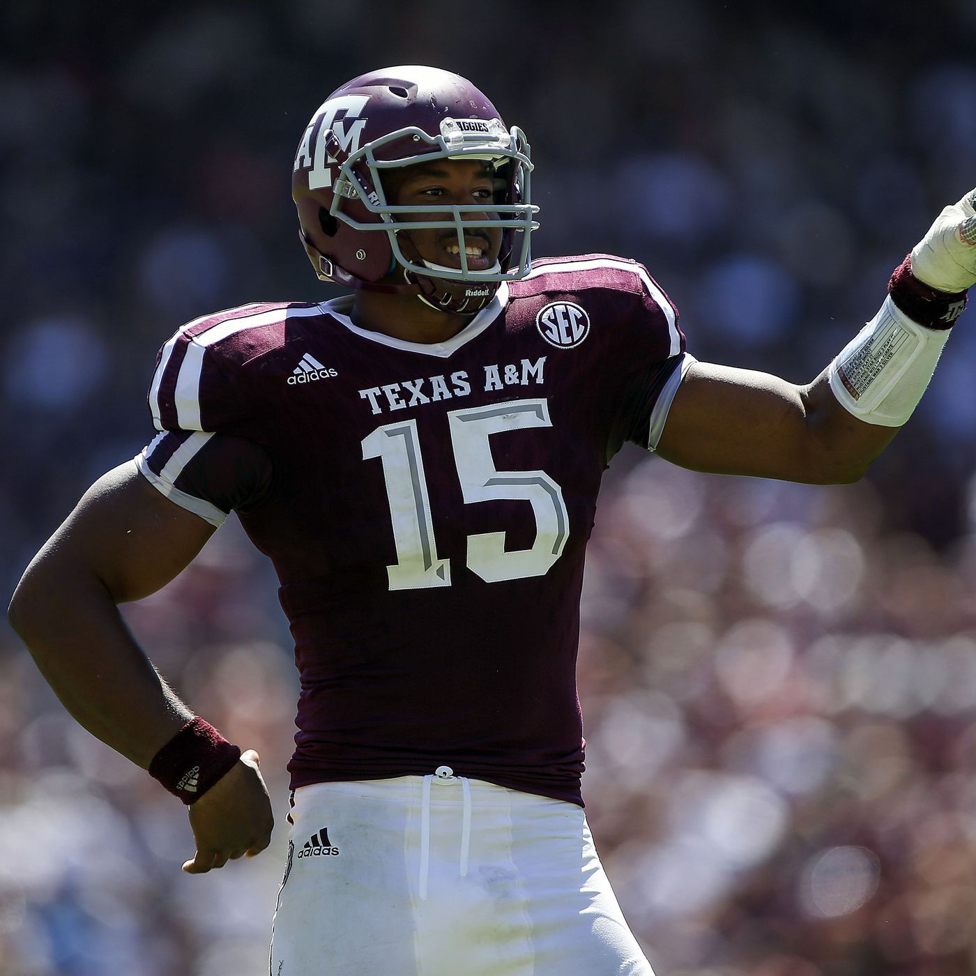 1400x1400 NFL Draft: Cleveland Browns Pick DE Myles Garrett at No. 1 By Nature