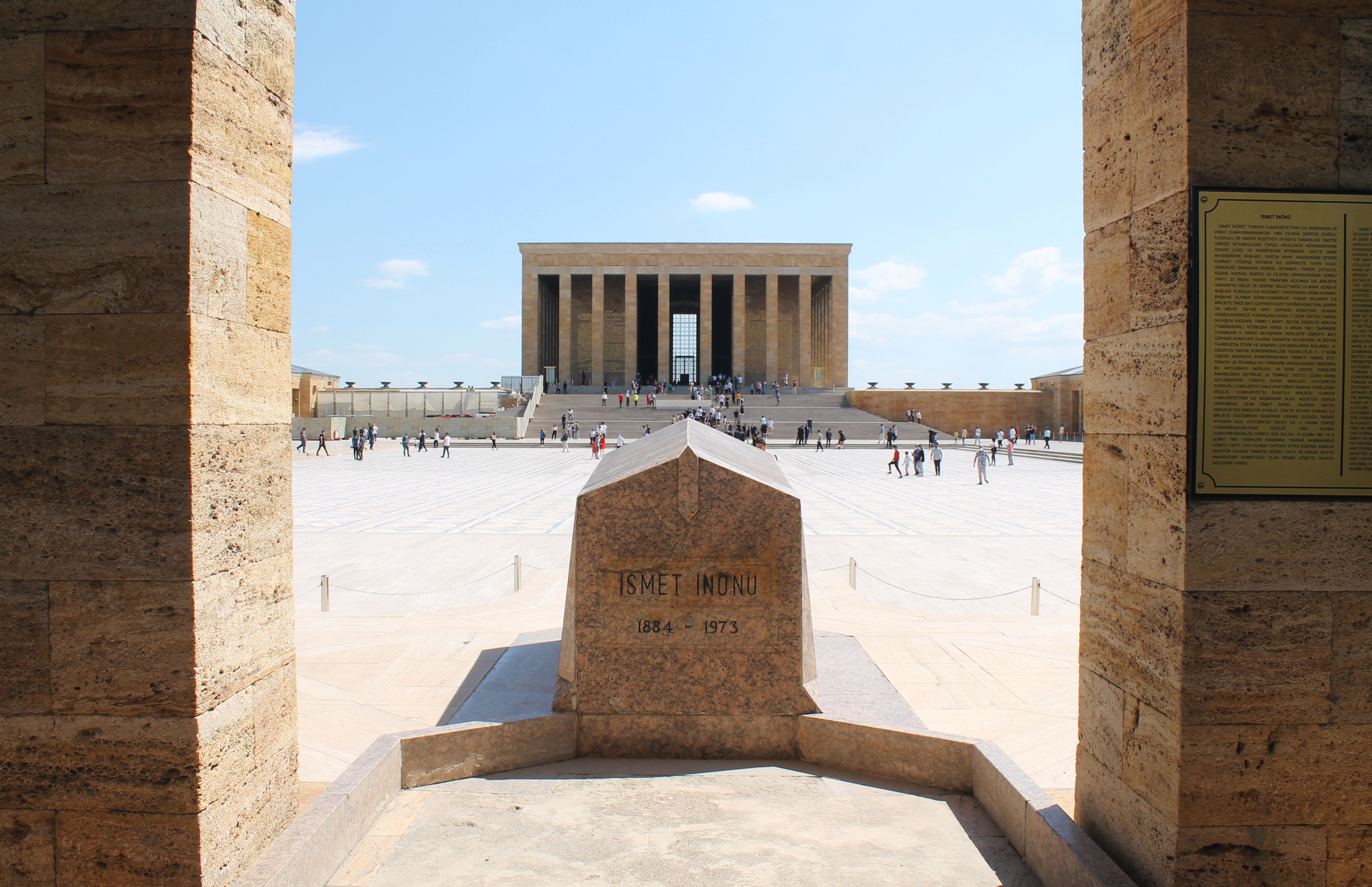 4160x2691 The Anitkabir in Turkey · Free