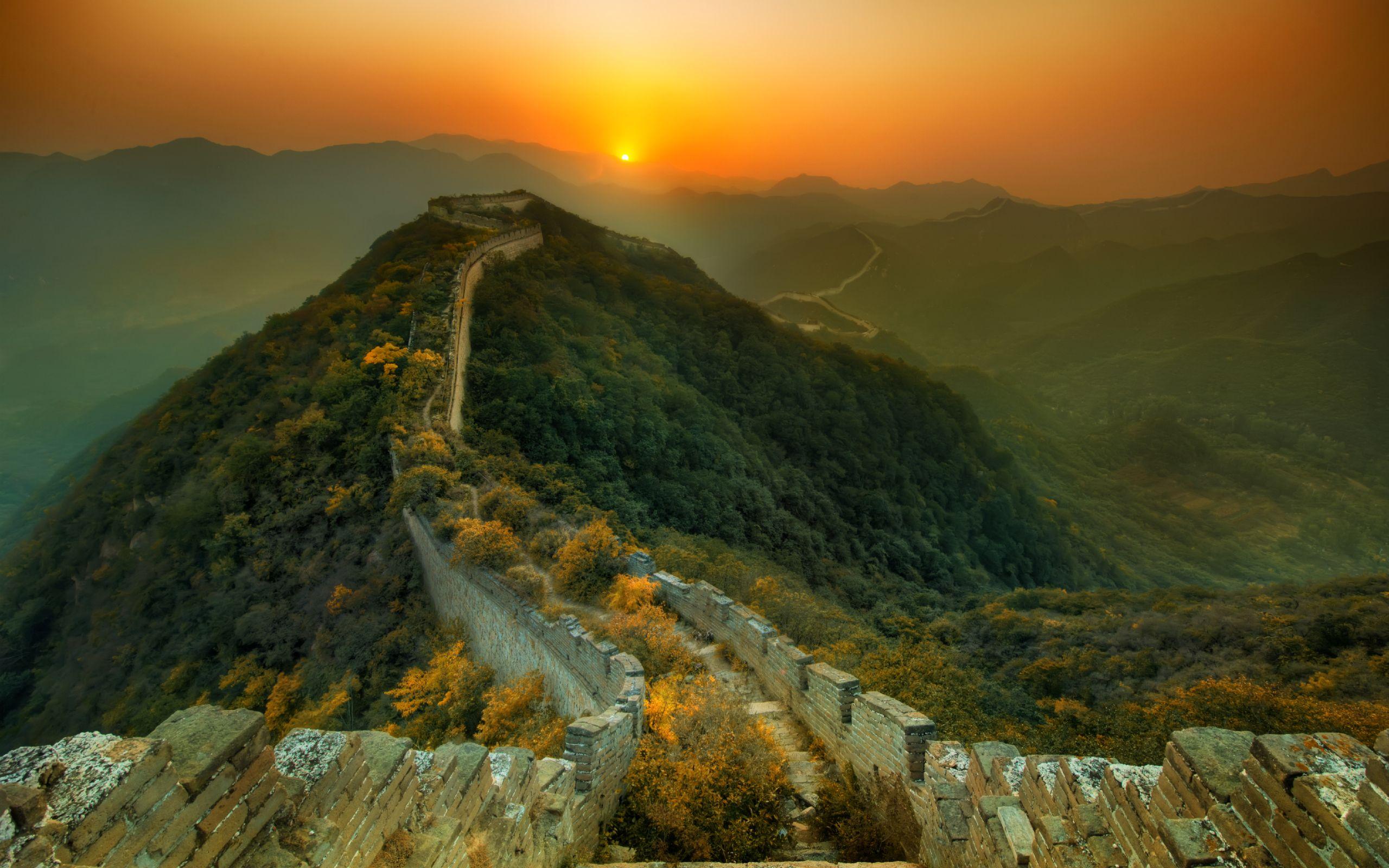 2560x1600 Great Wall of China Wallpaper