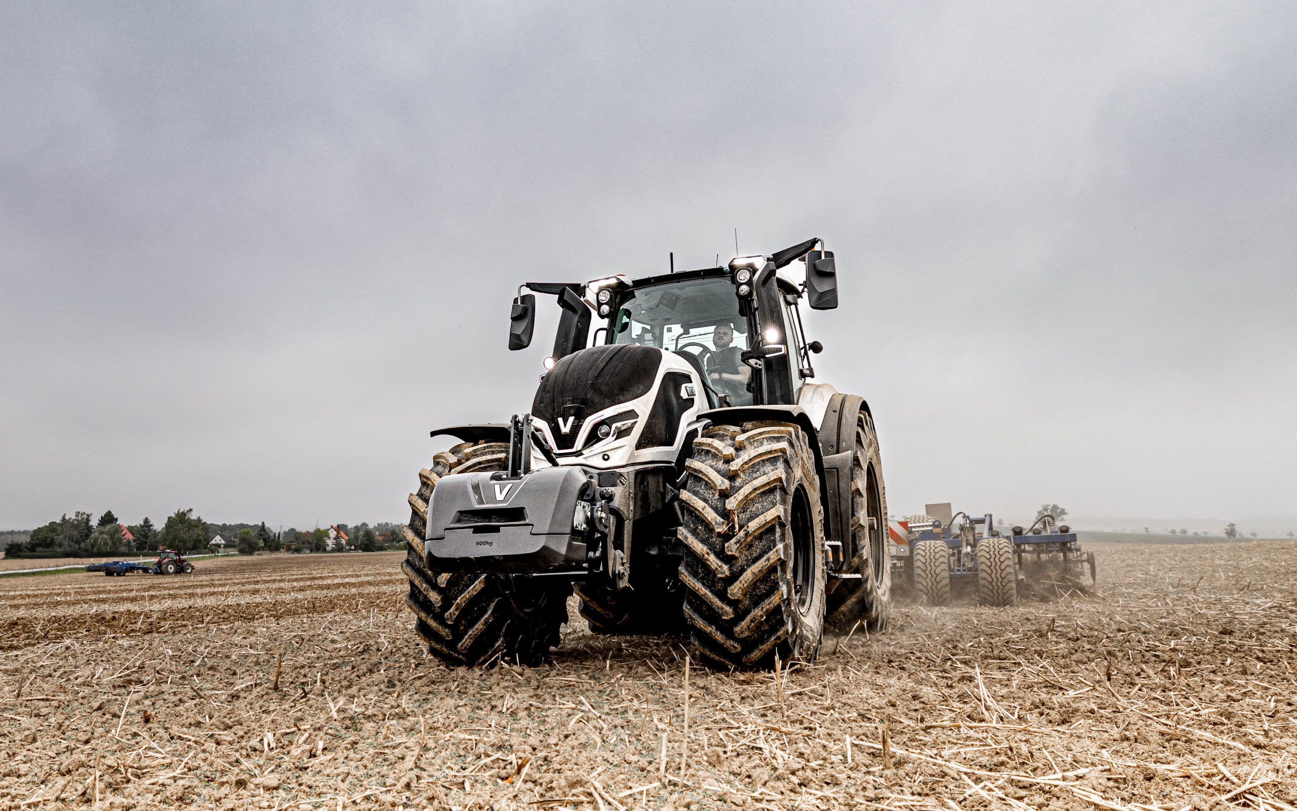 2560x1600 Valtra's new range of tractors has emphasis on simplicity