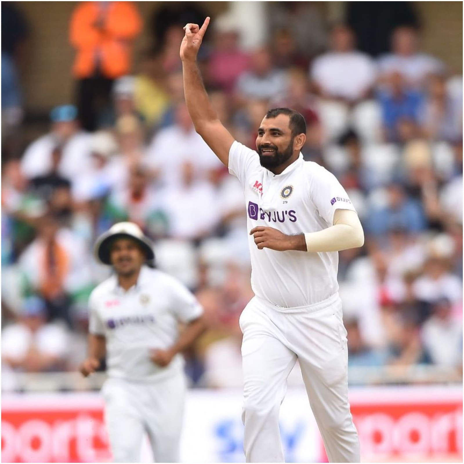 1600x1600 Mohammed Shami Takes a Dig at Rishabh Pant: 'Motape Ka Treatment Aj Bhi Hota Hai'
