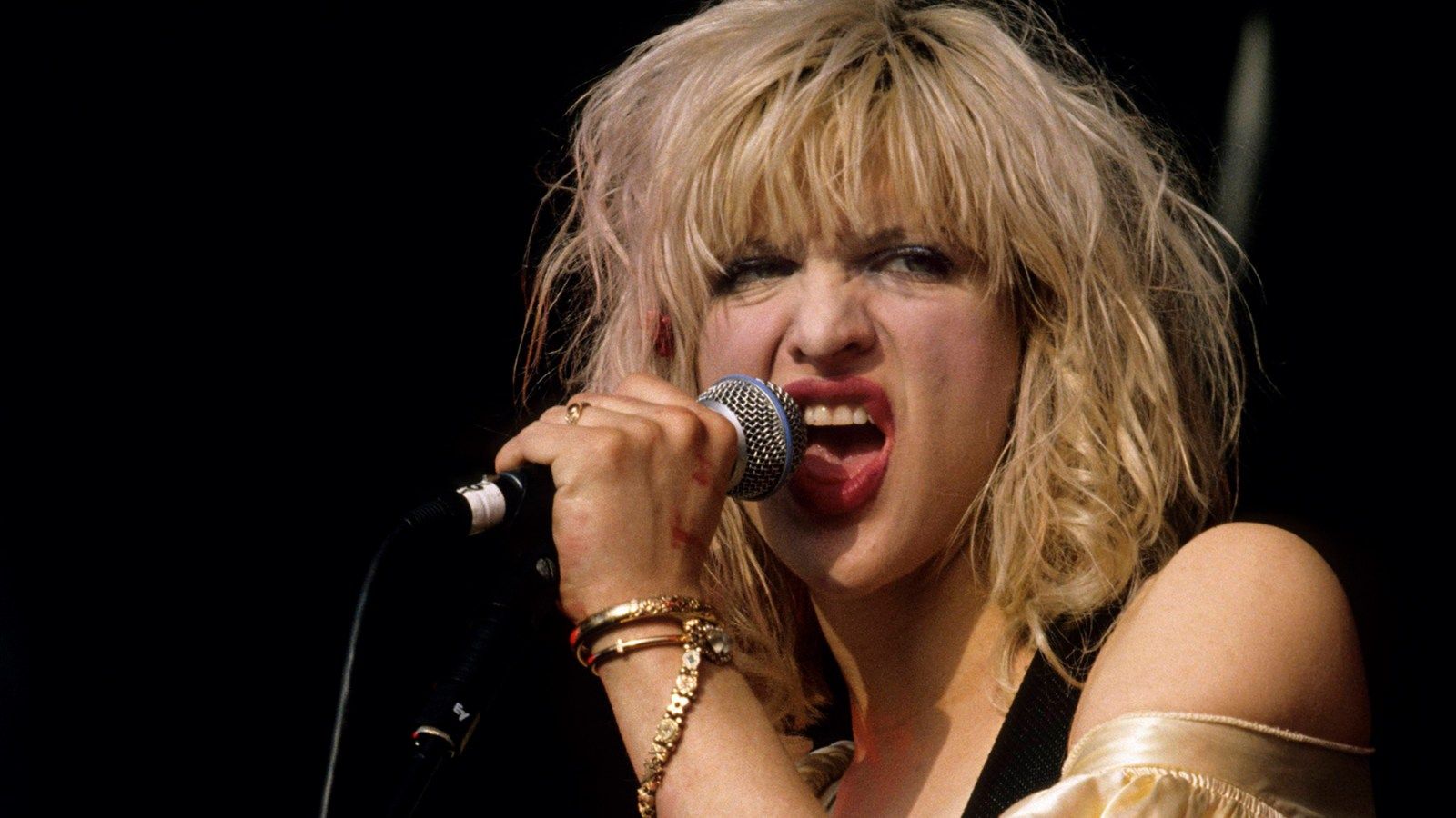 1600x900 Courtney Love: Life Without Kurt