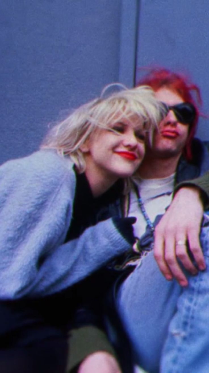 736x1308 Courtney Love & Kurt Cobain. Kurt and courtney, Courtney love kurt cobain, Courtney love