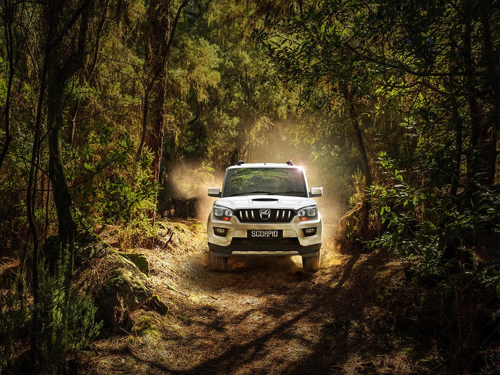 1024x768 Scorpio Car Desktop Wallpaper