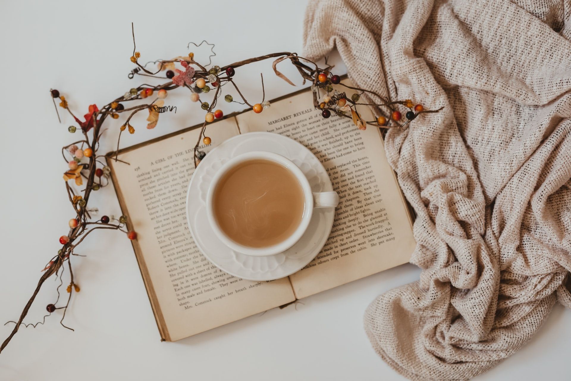 1920x1280 Therapist Recommended Books. Carissa Hannum LCPC, LPC, CCTP