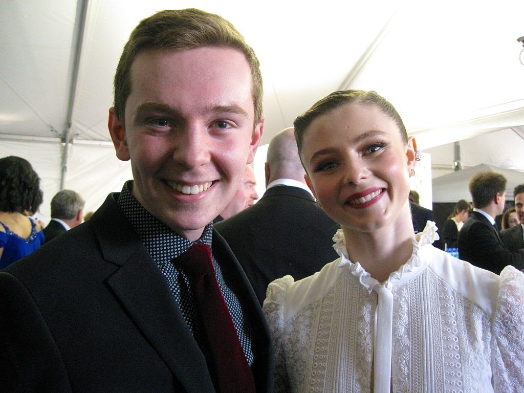 1024x768 Thomasin McKenzie Camera Jackson