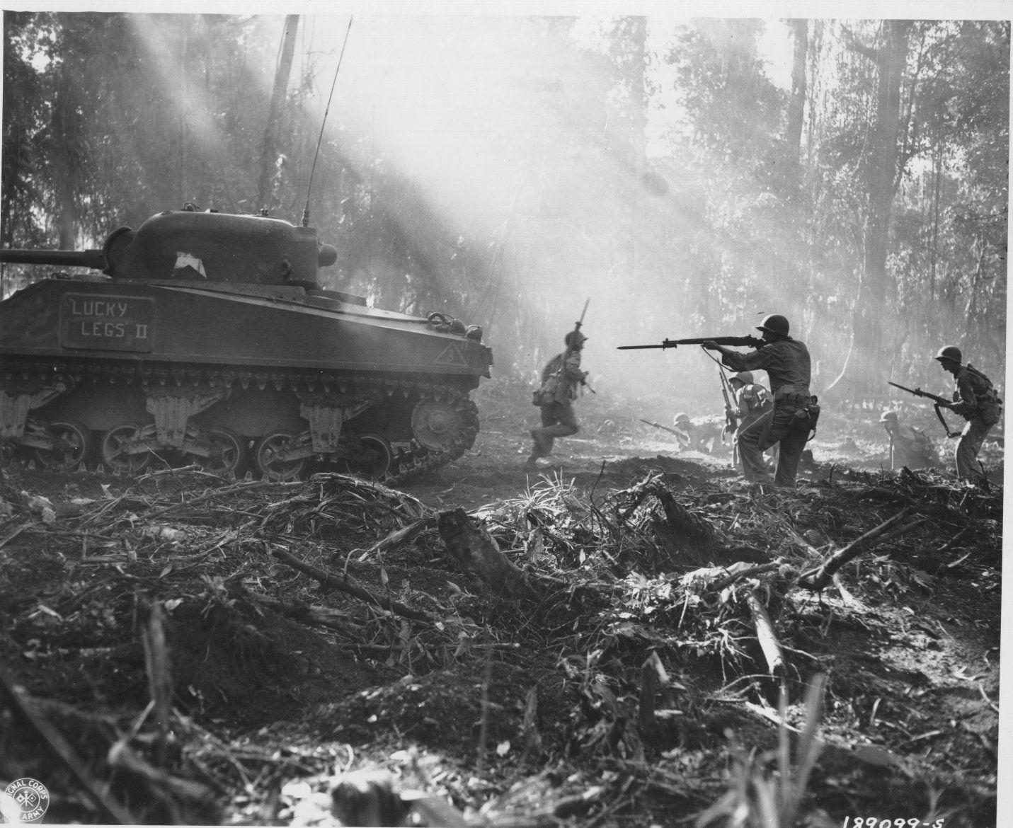 1431x1170 M4 Sherman Wallpaper