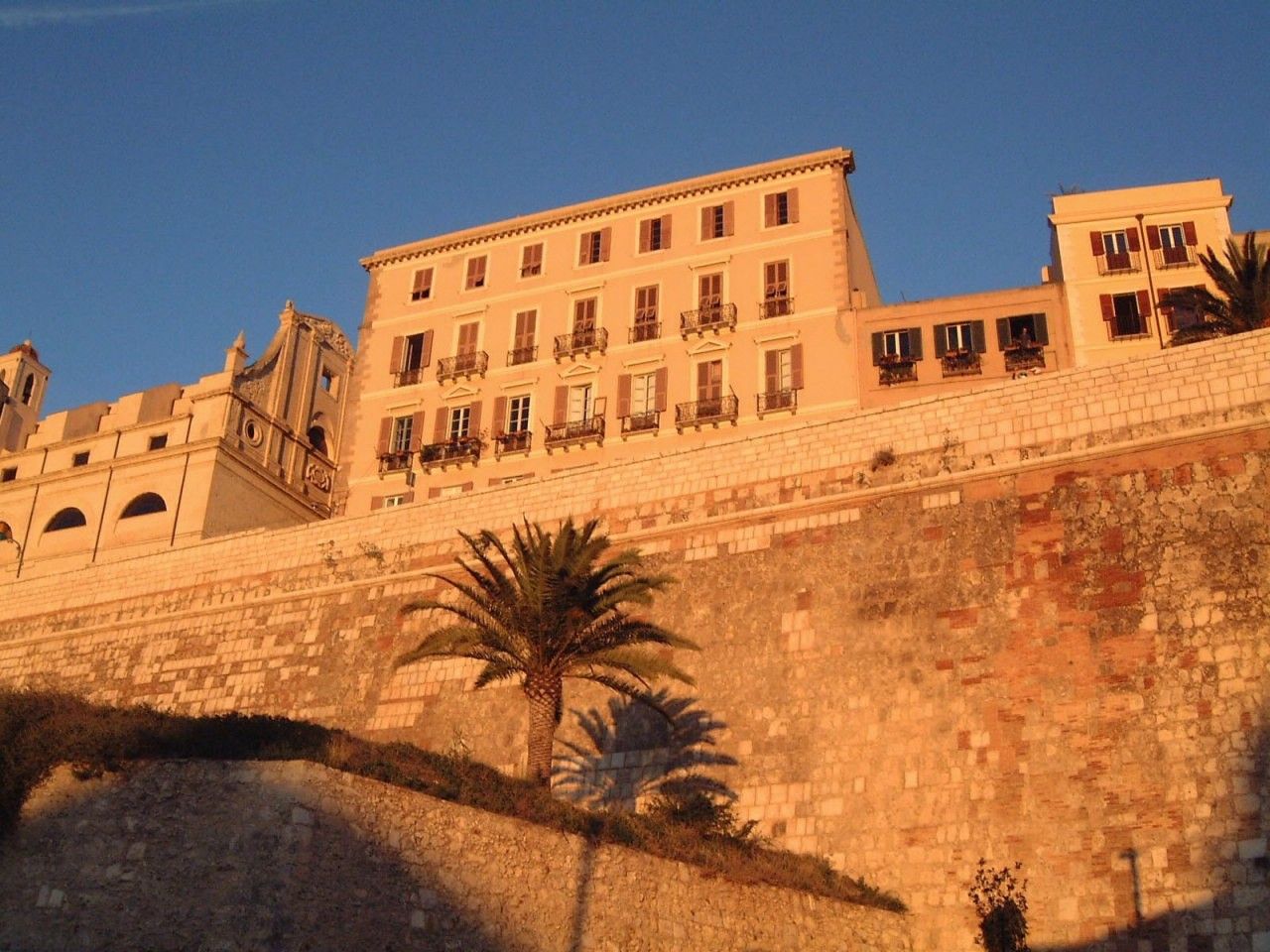 1280x960 Districts THOTEL: Hotel Sardegna (Sardinia)