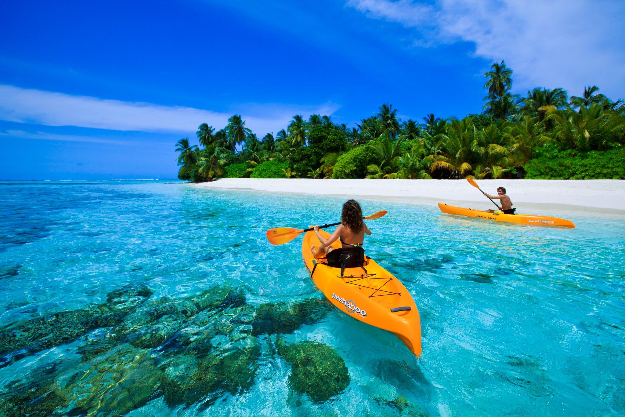 2048x1365 Free download Canoe On Blue Lagoon In Maldives HD Wallpaper List [2048x1365] for your Desktop, Mobile & Tablet. Explore Wallpaper Guide. Wallpaper New York City Guide, The Yellow