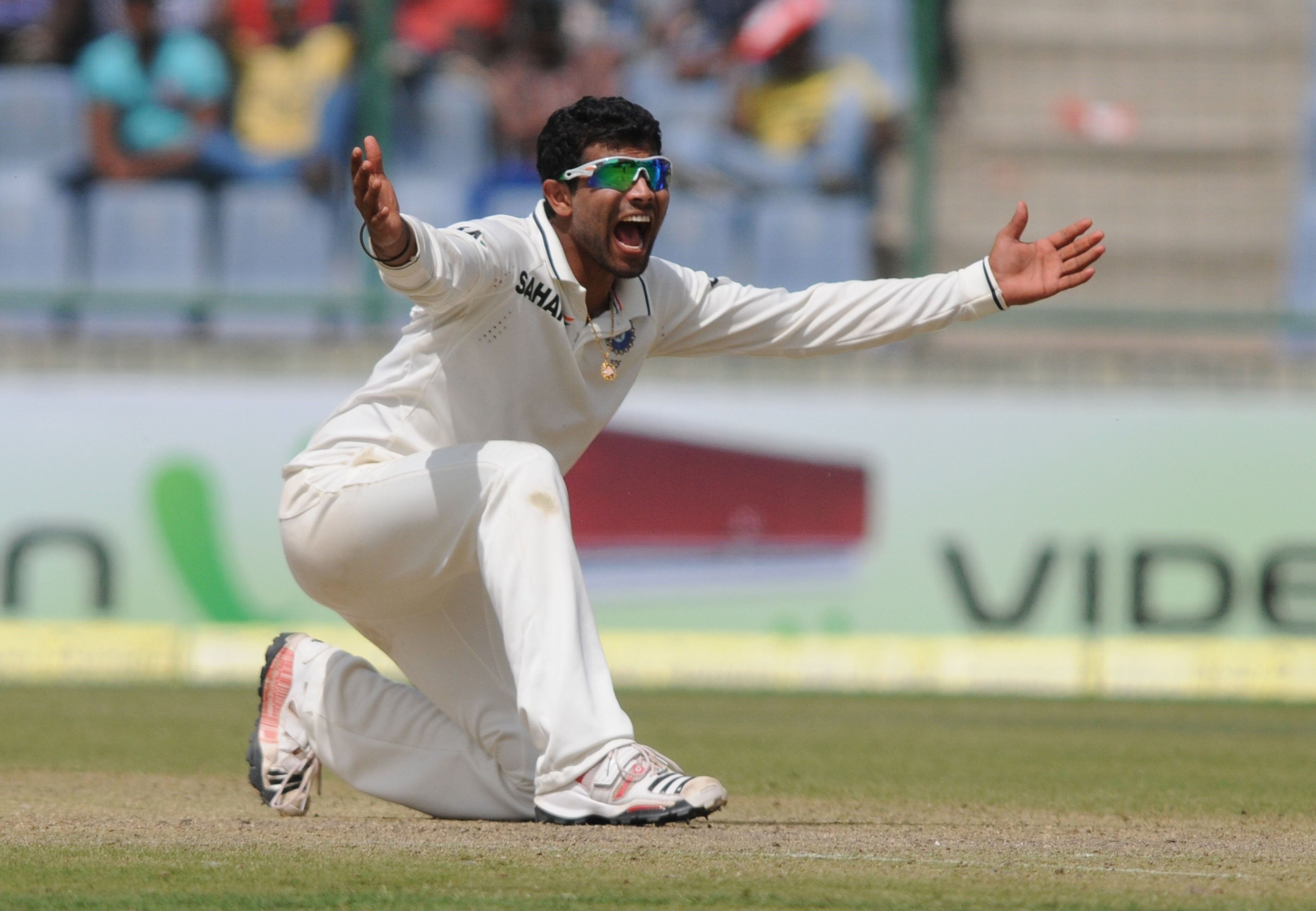 3744x2592 Indian Cricket Player Ravindra Jadeja Test Bowler HD Photo