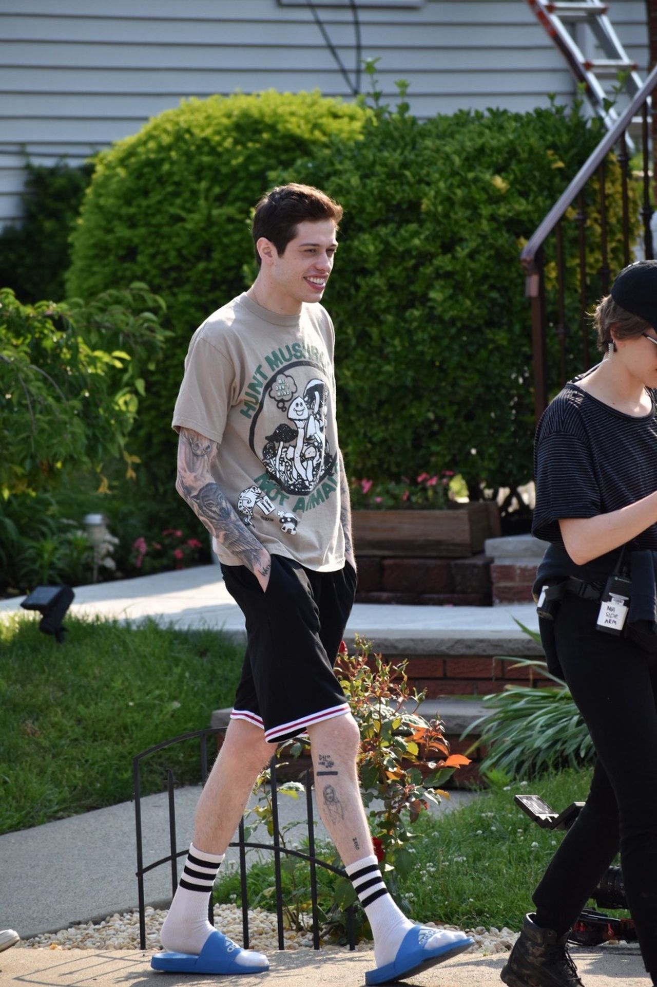 1280x1921 Report: Pete Davidson throws 4th of July bash at mom's Staten Island home