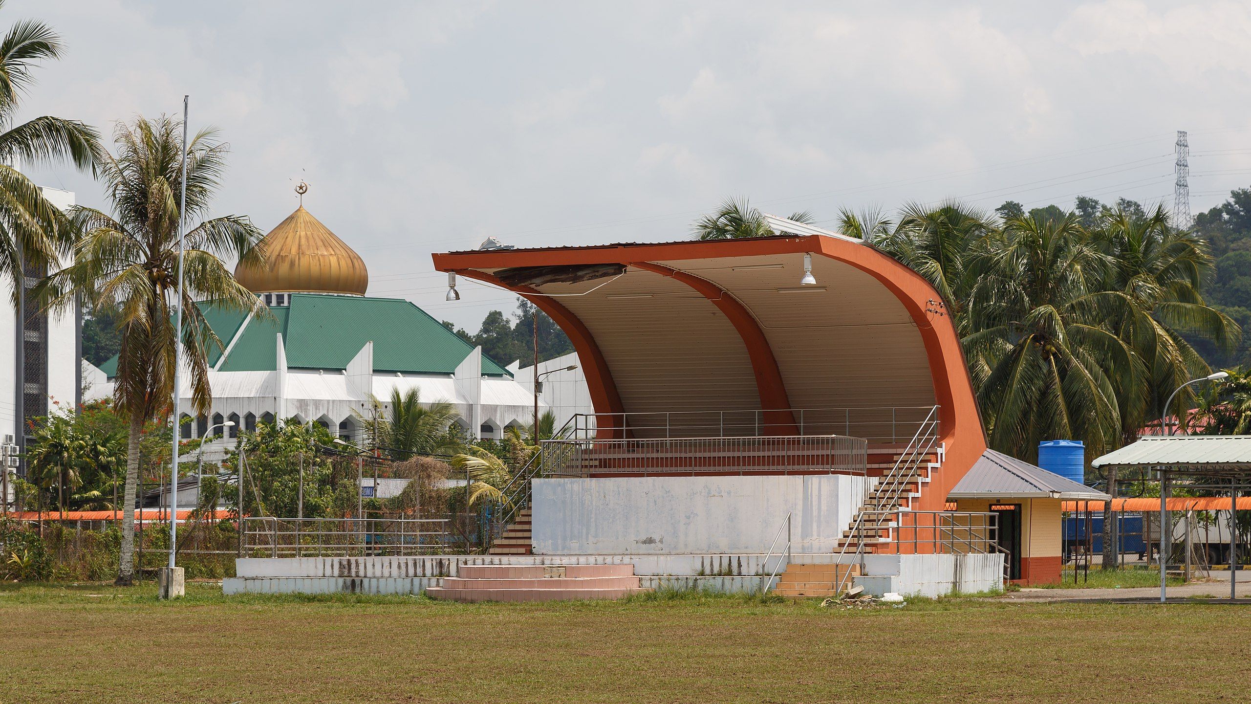 2560x1440 Beaufort Sabah Town Padang