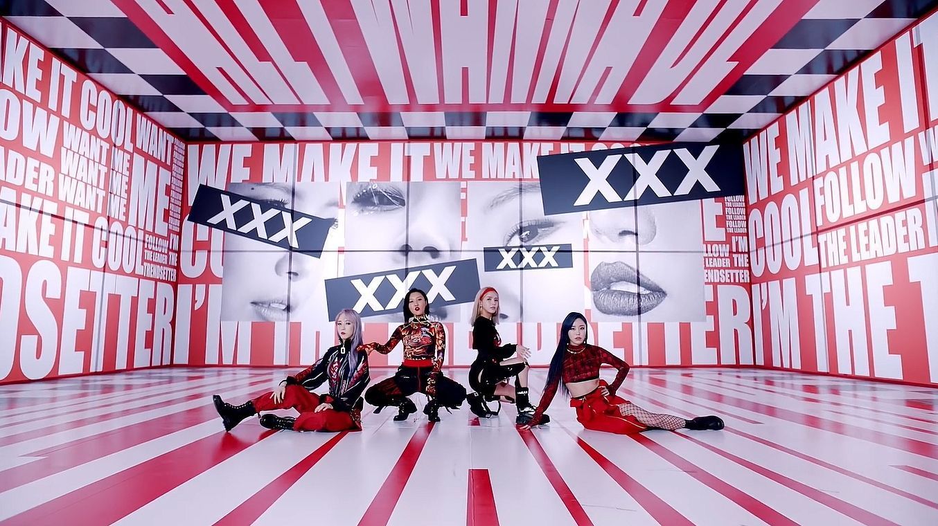 1354x760 Mamamoo: Hip (Music Video 2019)