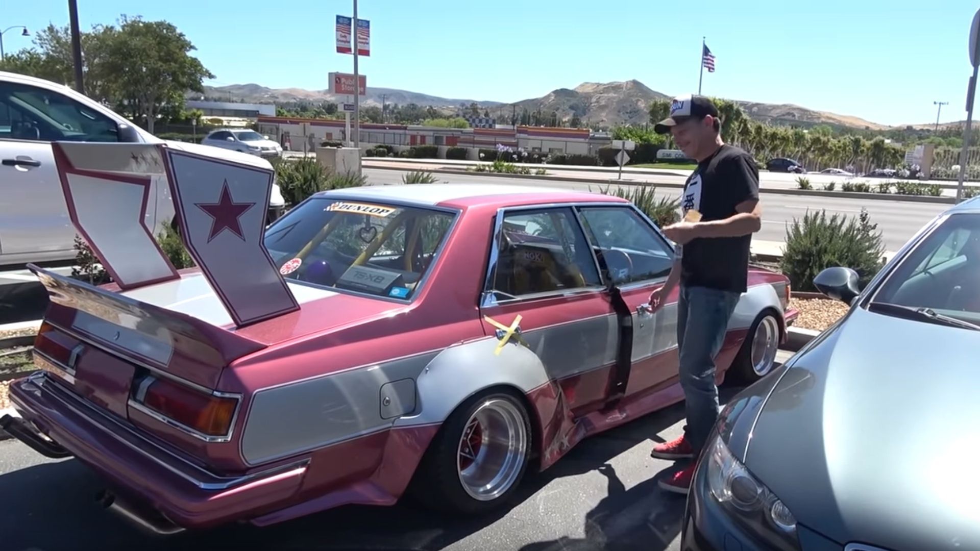 1920x1080 Crazy Bosozoku Toyota Cresta Showcases Polarizing Looks