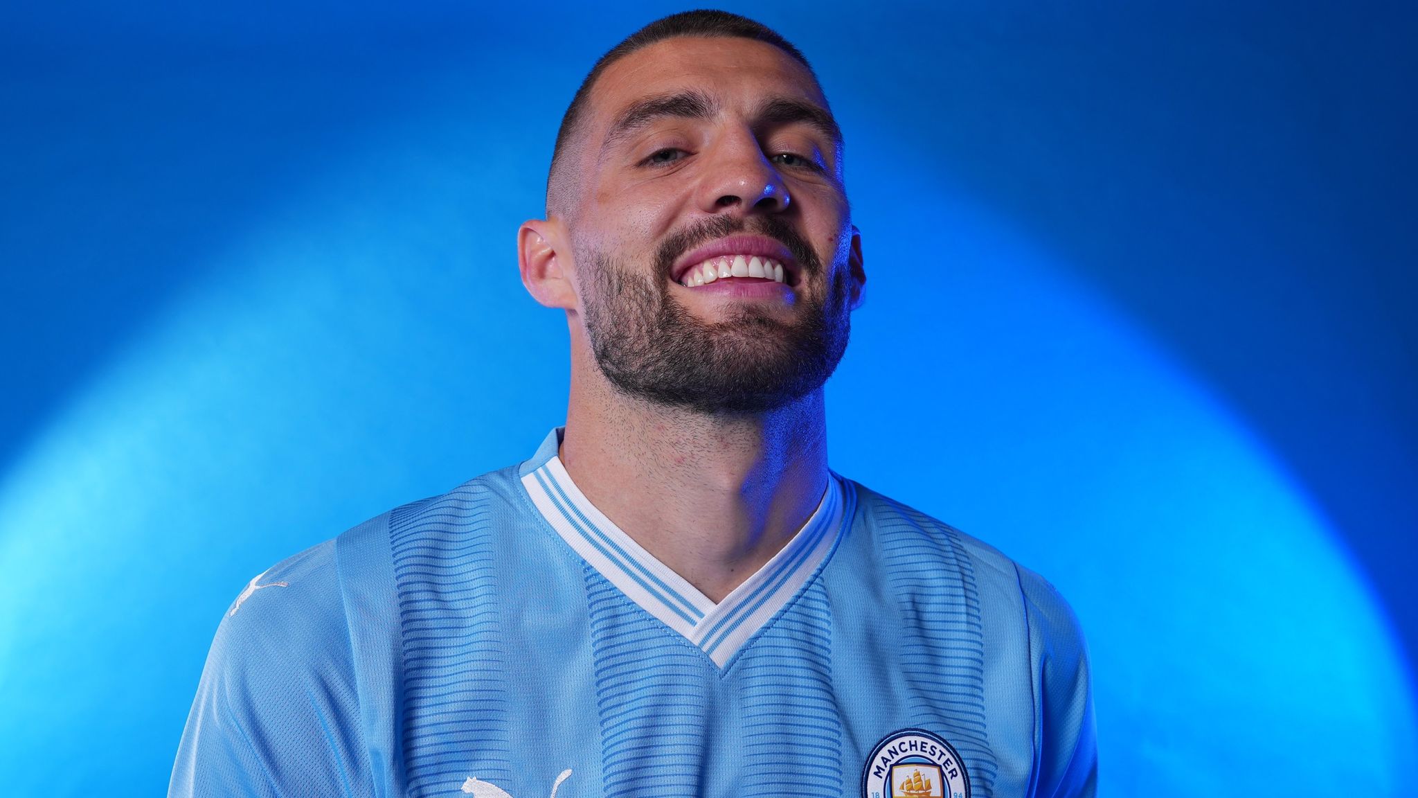 2048x1152 Mateo Kovacic to Manchester City: Chelsea midfielder completes move to Premier League champions in £30m deal