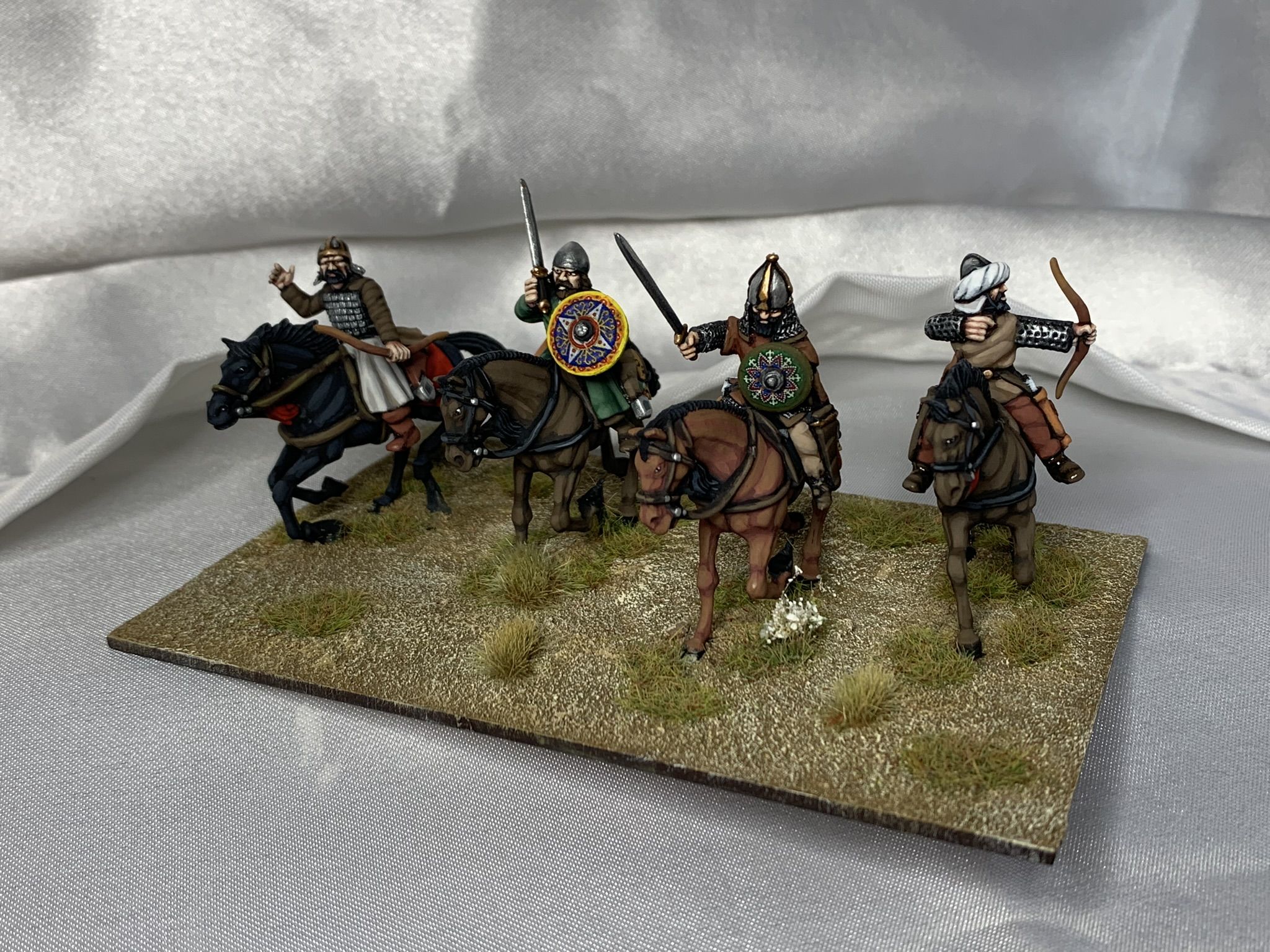 2048x1536 Spanish Lead Painting: 28mm Lakhmid Arab cavalry (Sassanid allies) PART II END