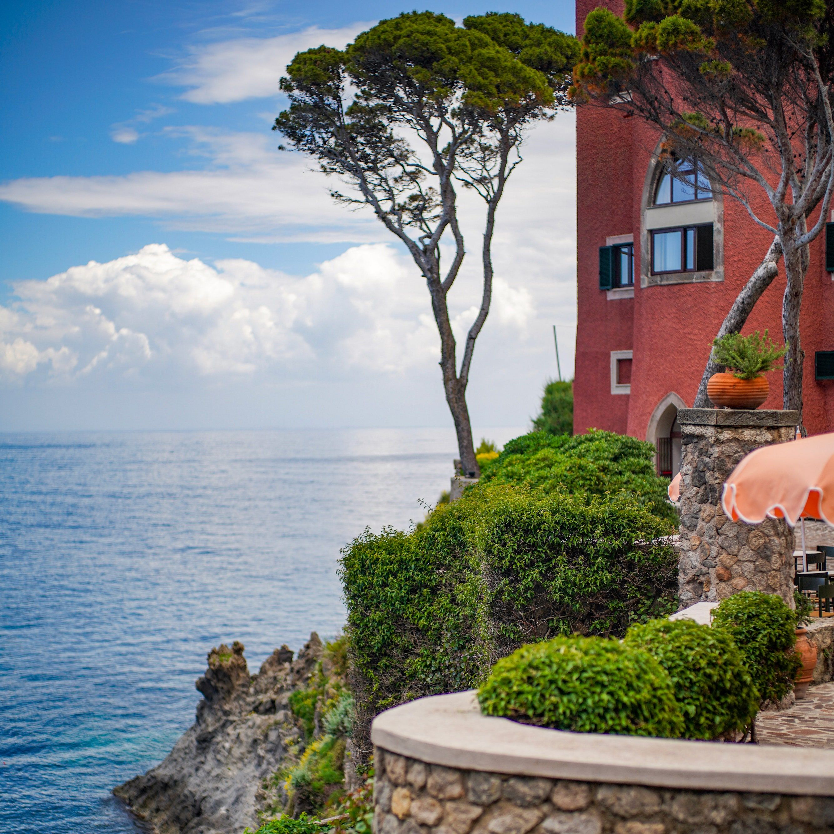2668x2668 A Guide to Ischia, the Italian Island With Healing Hot Springs and a Dreamy New Hotel