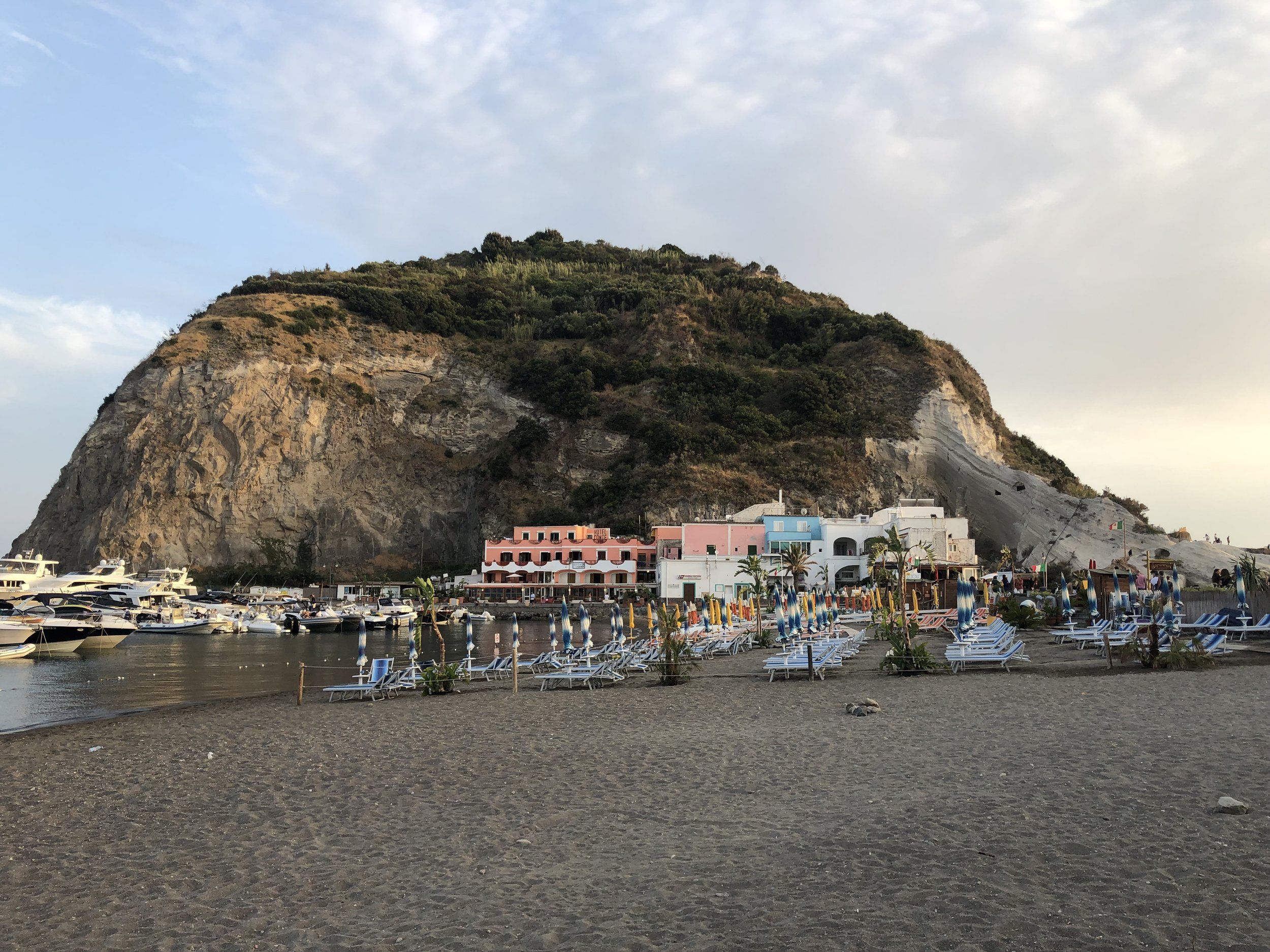 2500x1875 ISCHIA