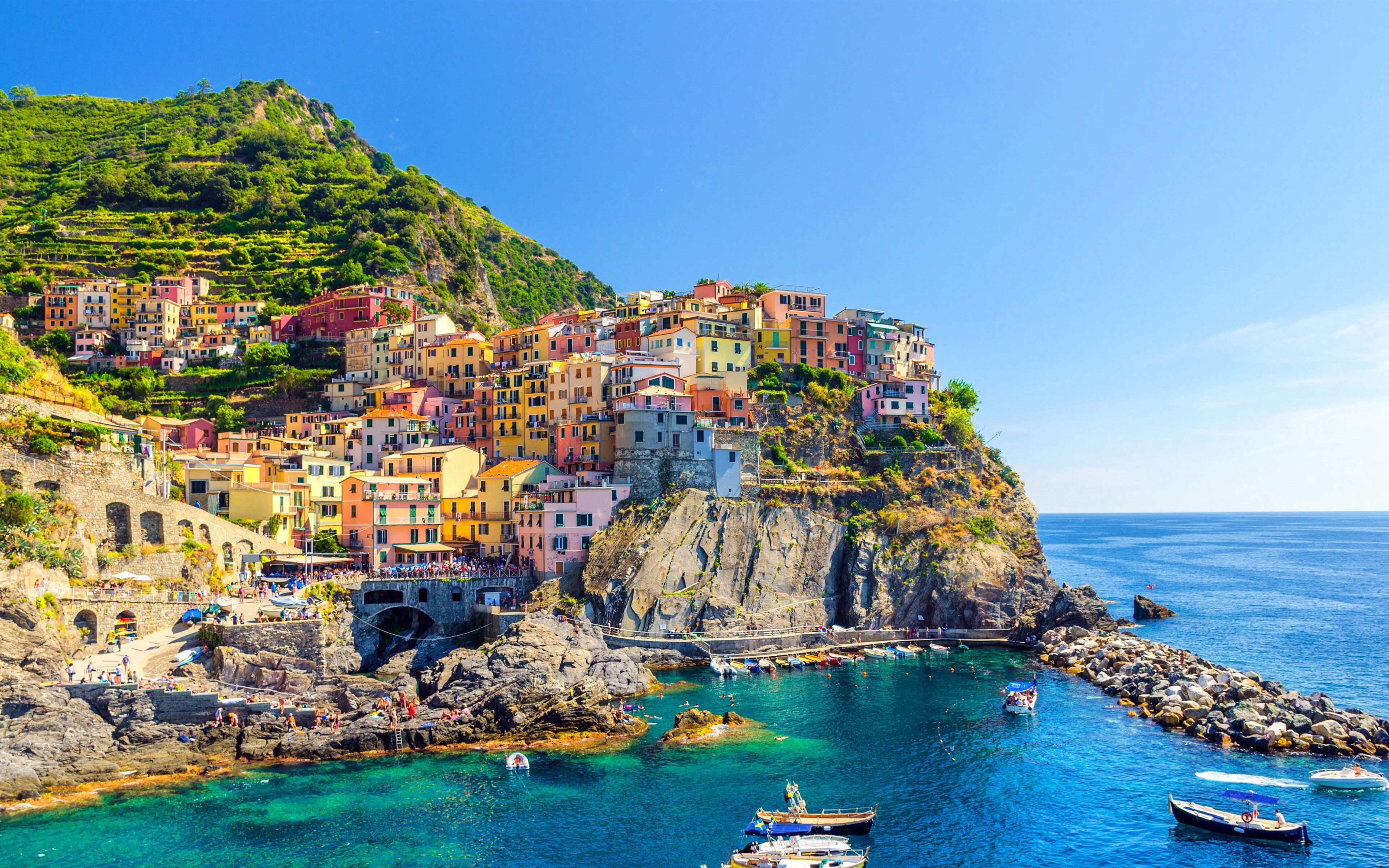 3840x2400 Manarola village Cinque Terre National Park Liguria Bing 5K