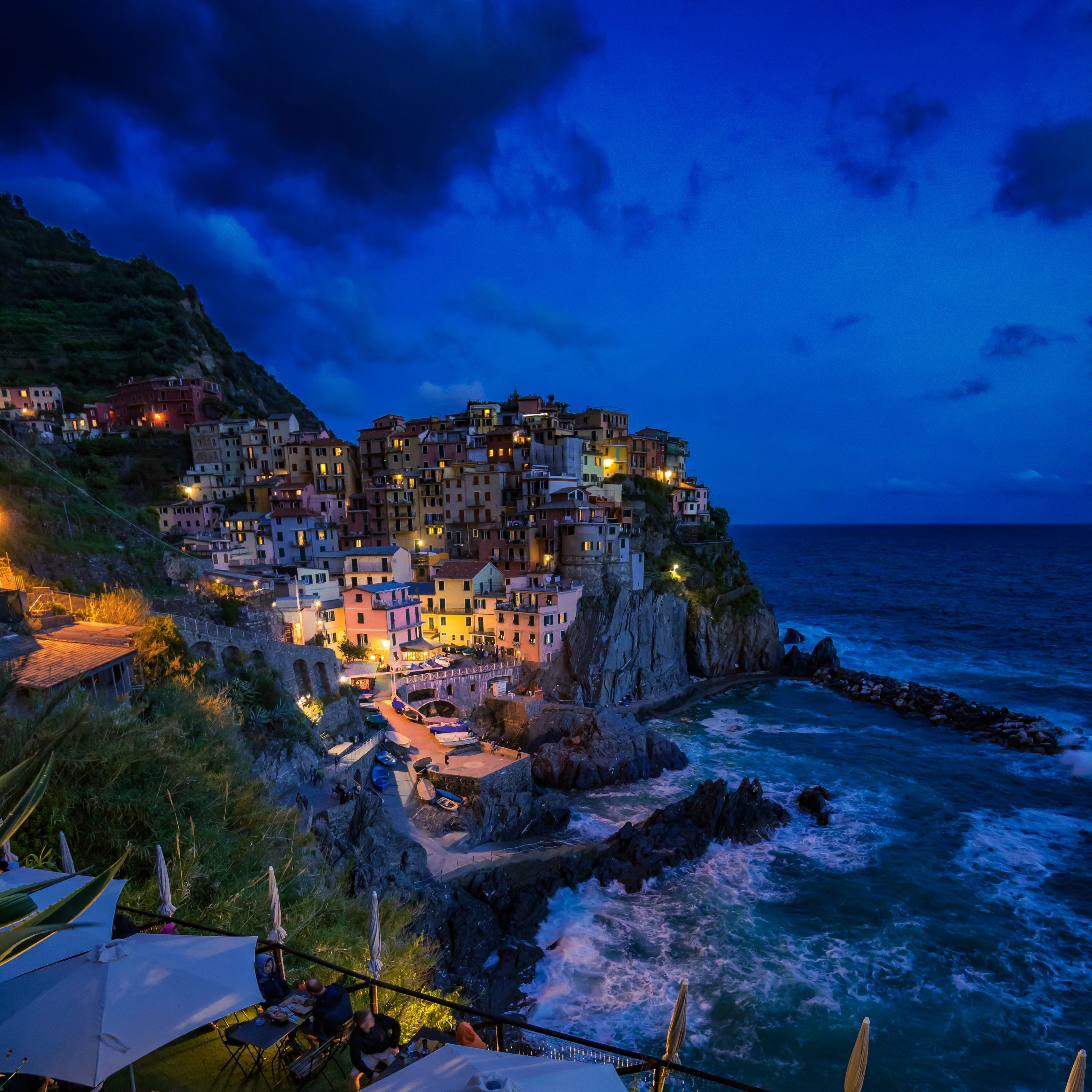 3415x3415 Download wallpaper 3415x3415 city, sea, cliff, coast, steep, rocky, manarola, italy ipad pro 12.9 retina for parallax HD background