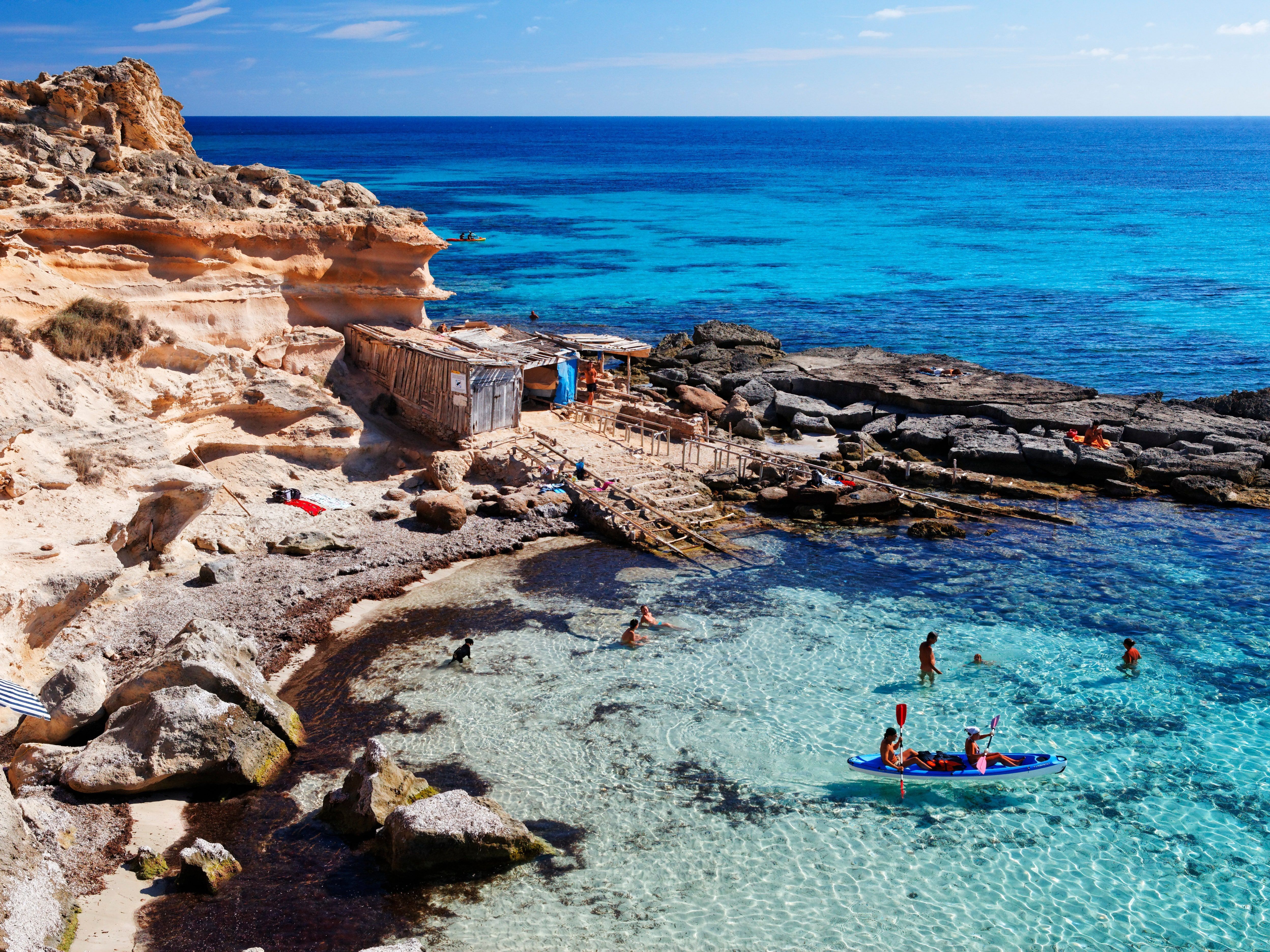 4992x3744 Formentera, Spain guide: what to do and where to stay