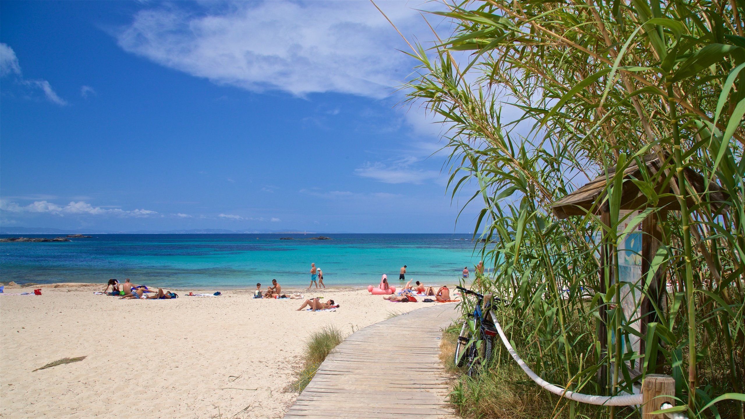 2560x1440 Visit Es Pujols: 2023 Es Pujols, Formentera Travel Guide