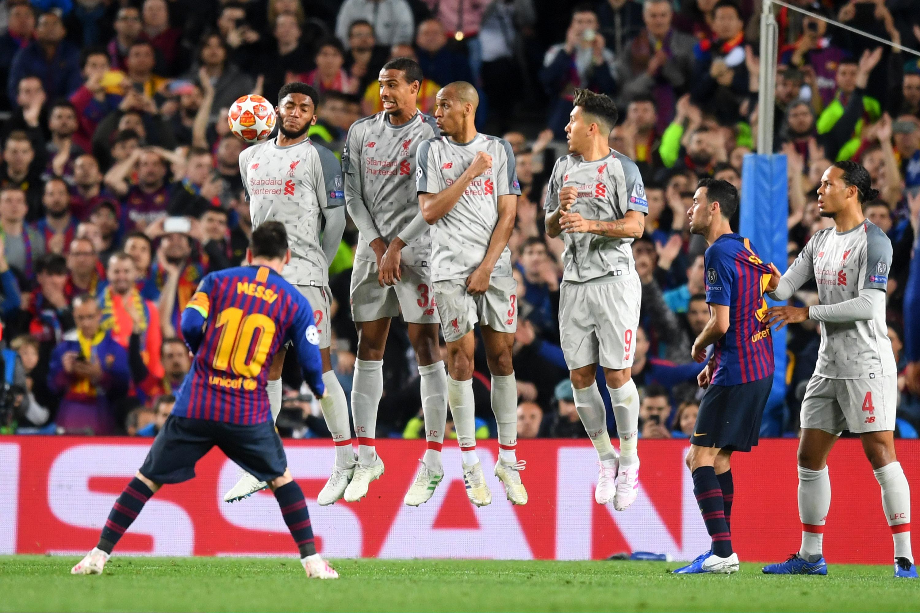 3000x2000 Lionel Messi's free kick was out of this world