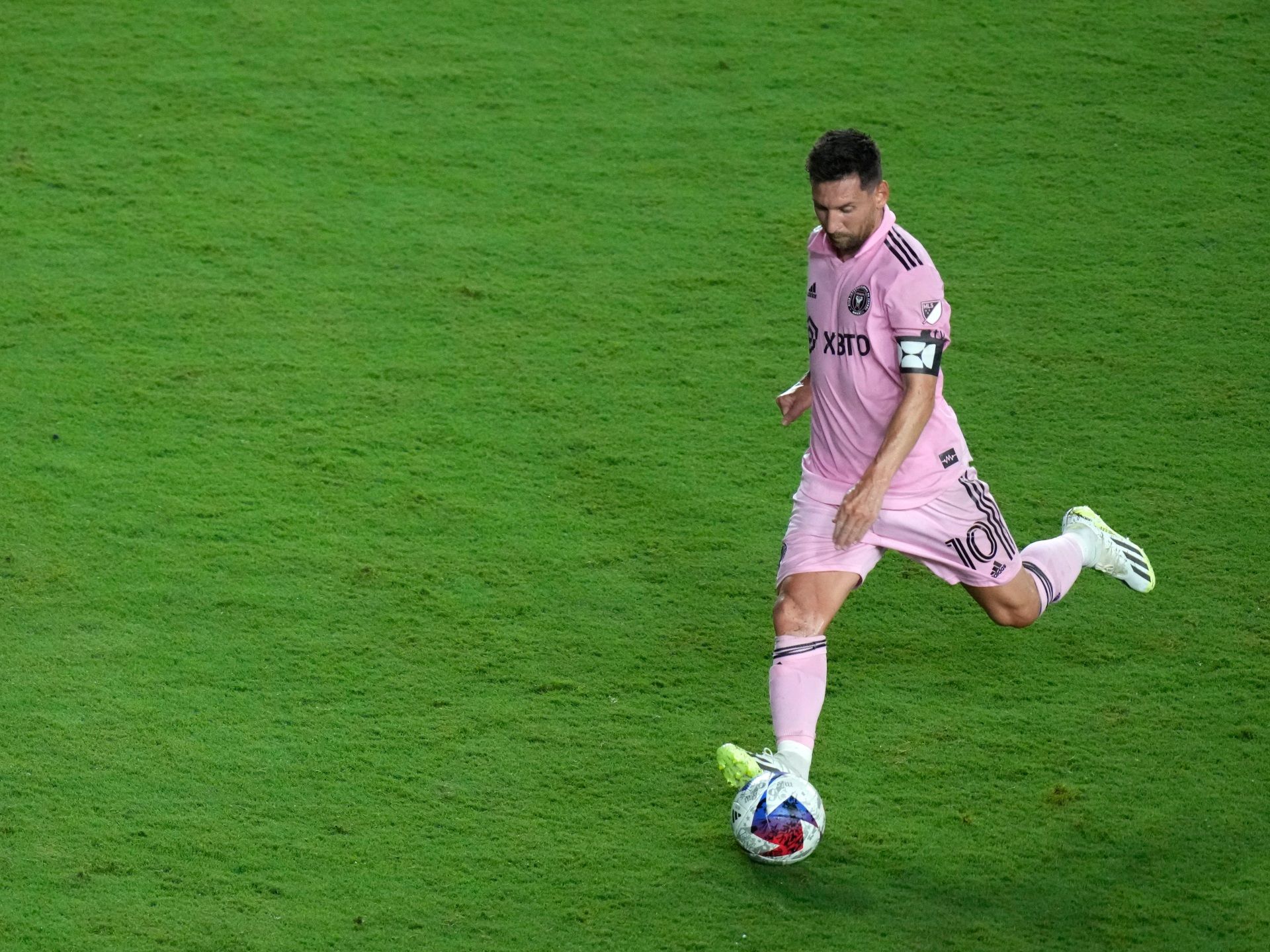 Messi free Kick Wallpapers Top Free Messi free Kick Backgrounds