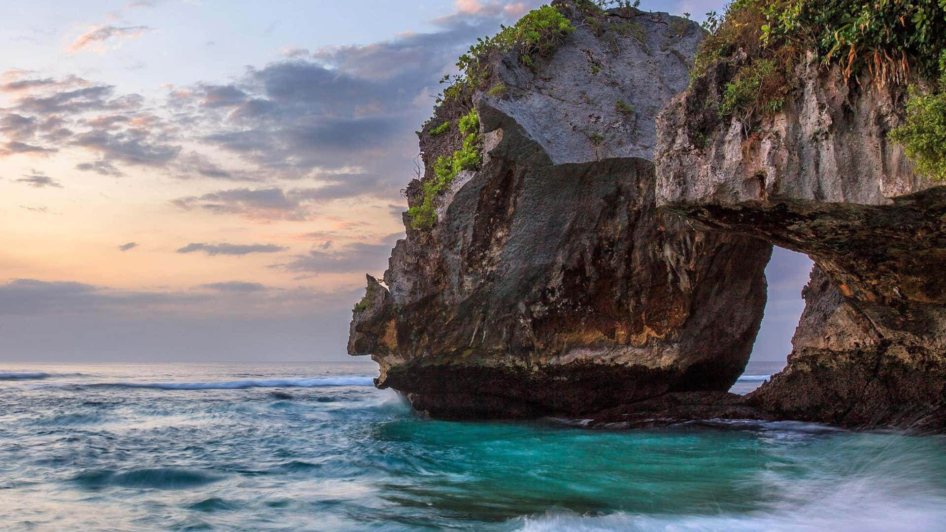 1920x1080 Download Serene Bali Beach at Sunset Wallpaper